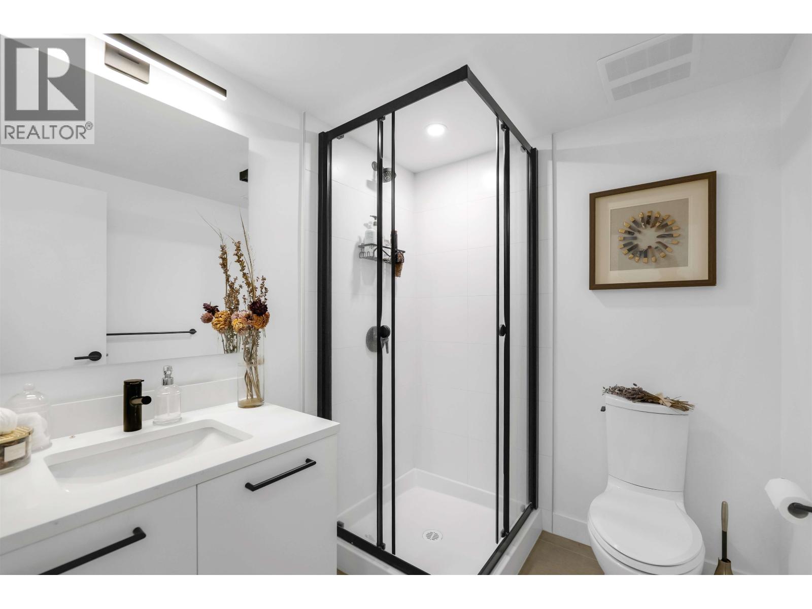 38053 Helm Way Property Photo 19