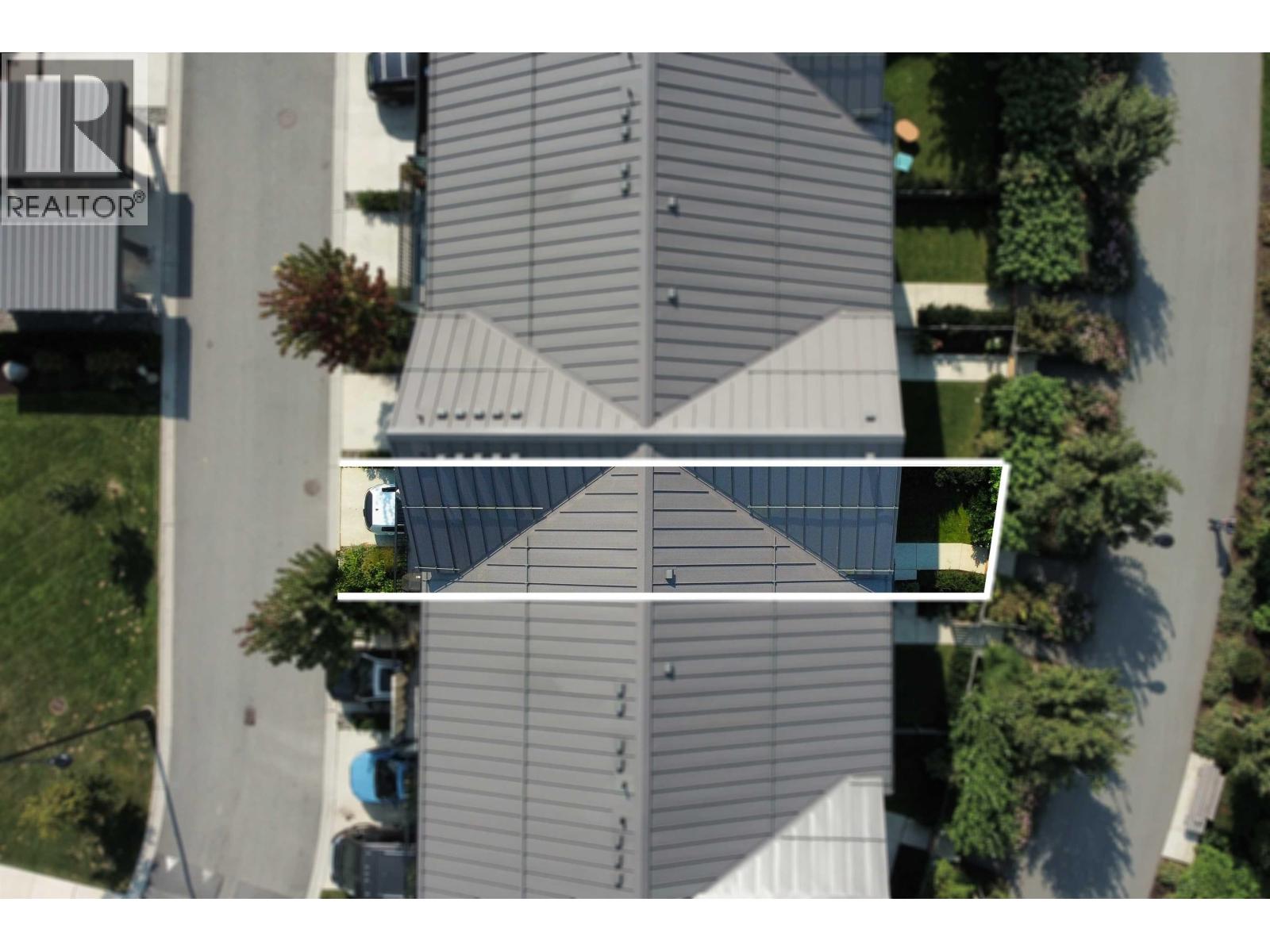 38053 Helm Way Property Photo 28