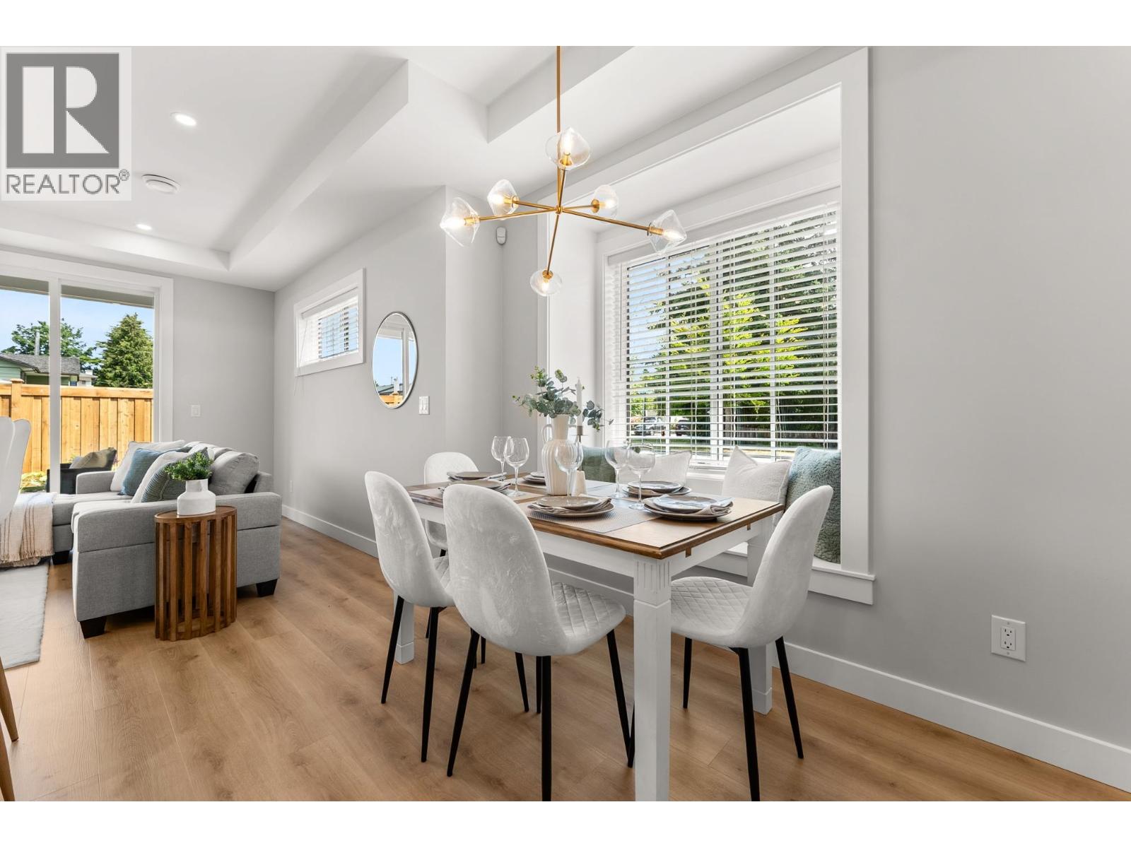 11811 Dunford Road Property Photo 11