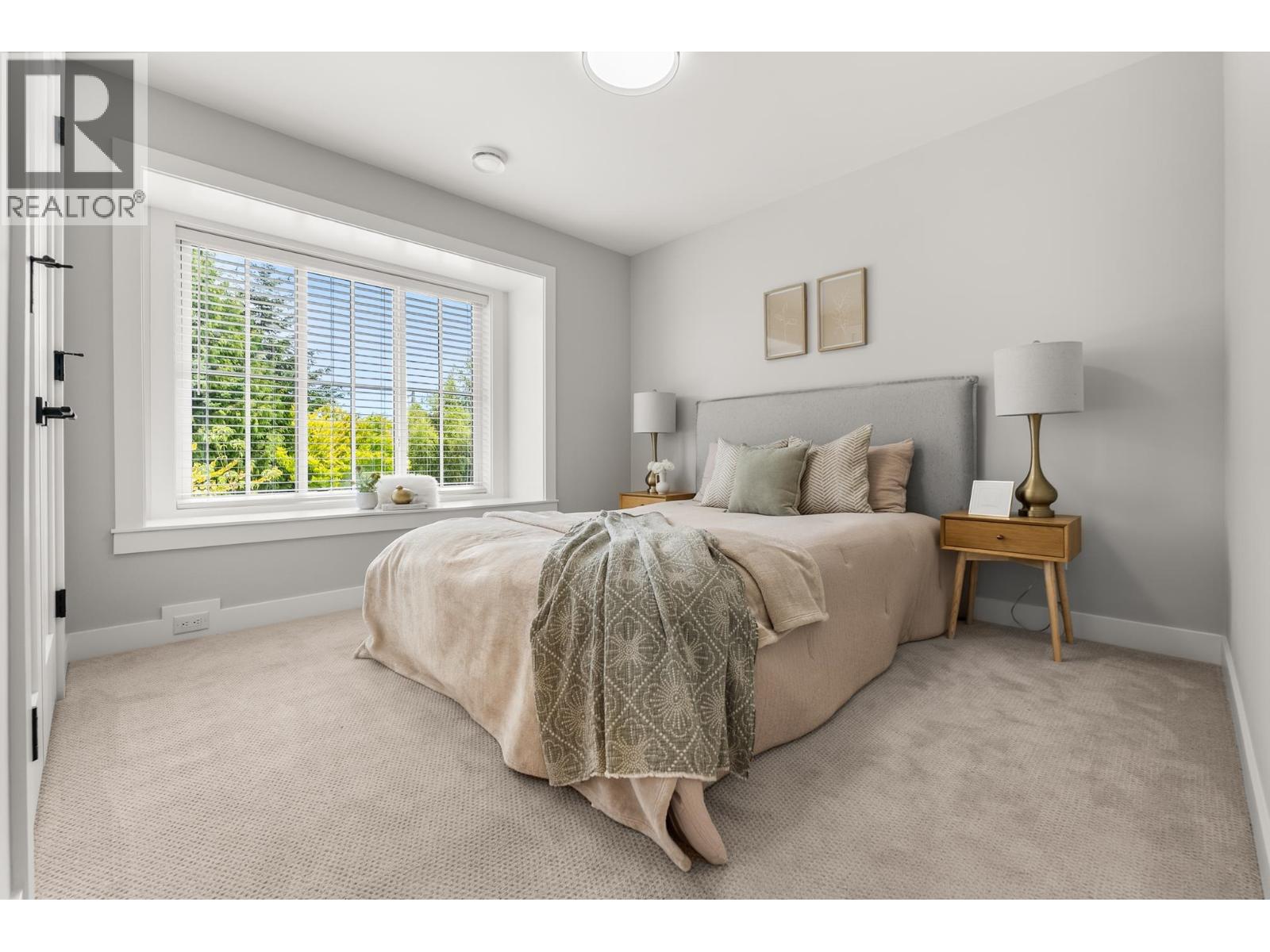 11811 Dunford Road Property Photo 19