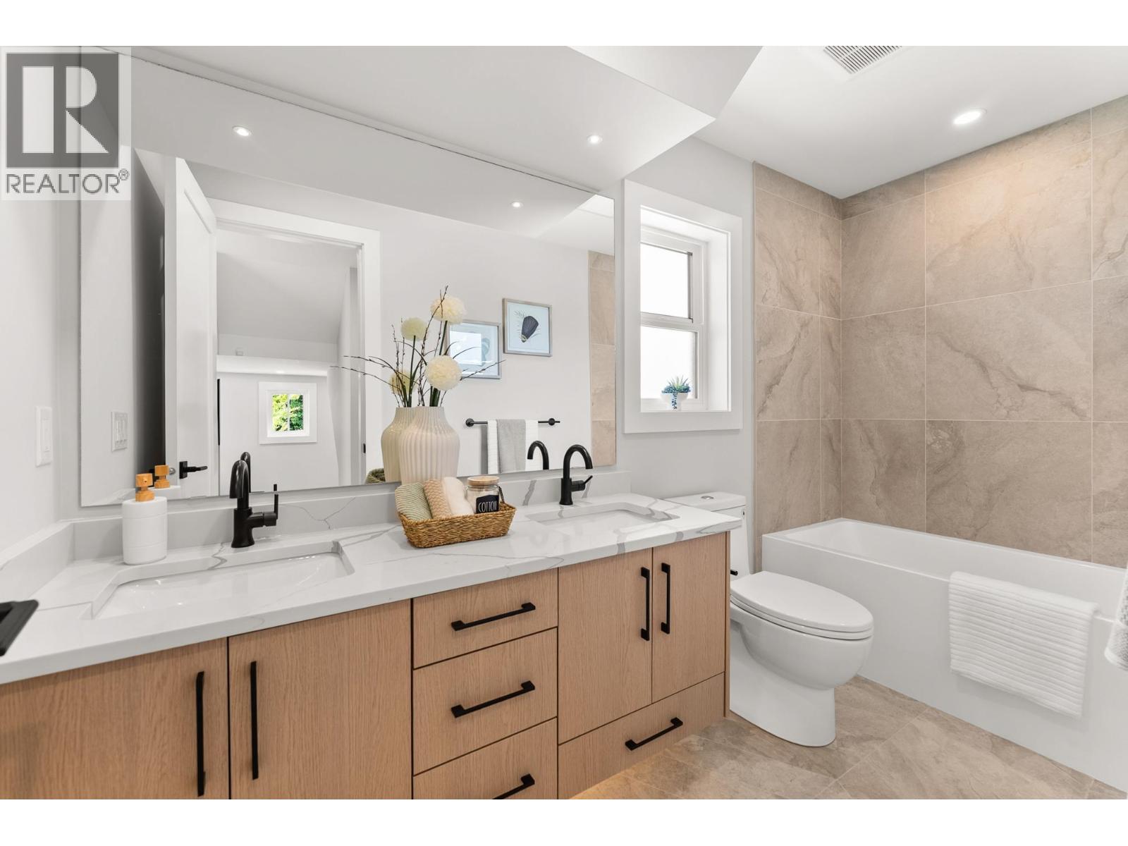 11811 Dunford Road Property Photo 20