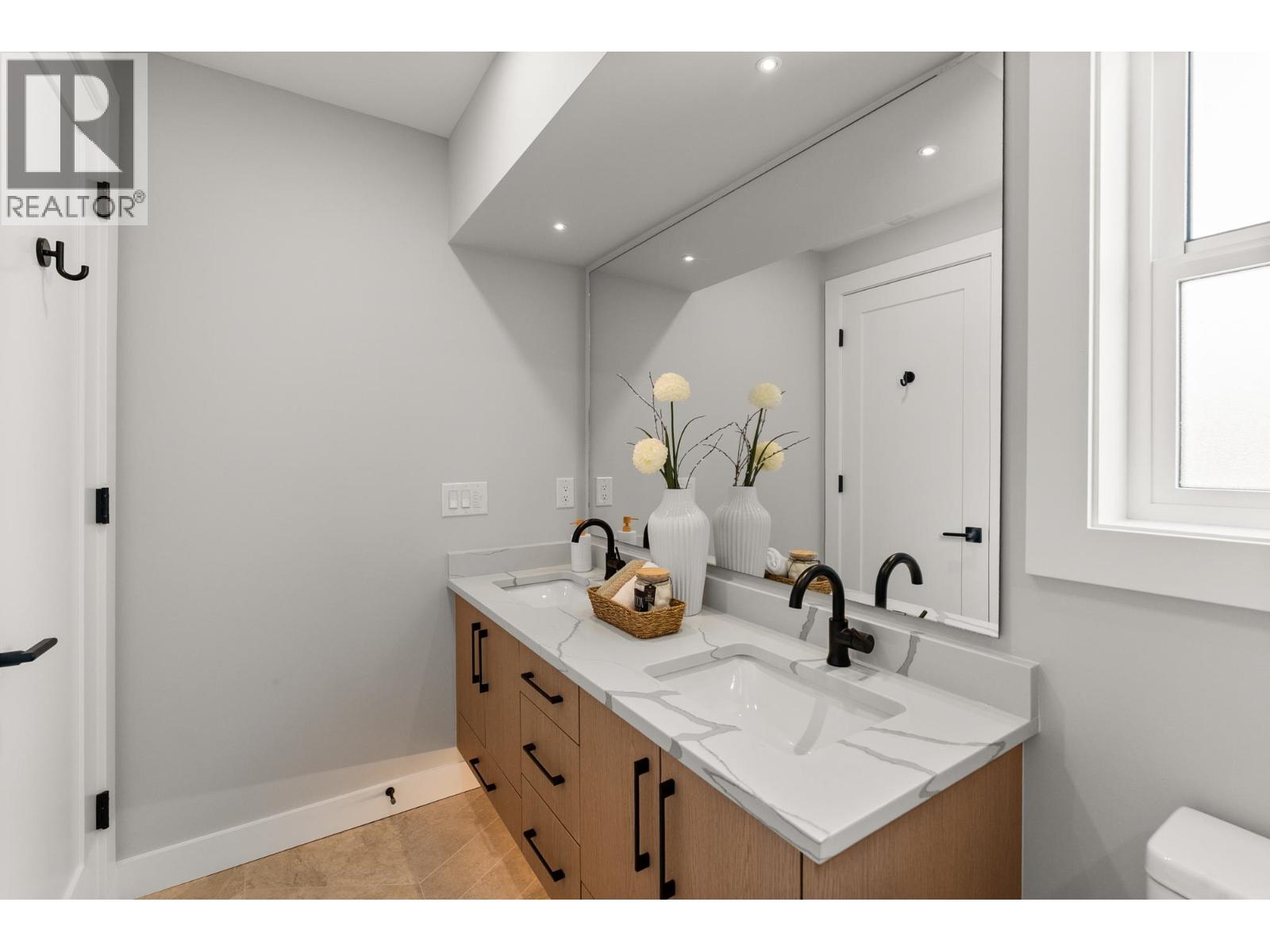 11811 Dunford Road Property Photo 22