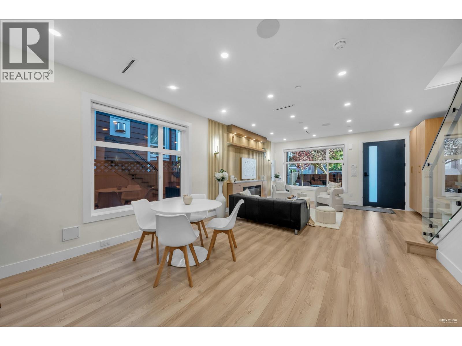 2705 East 3rd Avenue #2 Property Photo 5