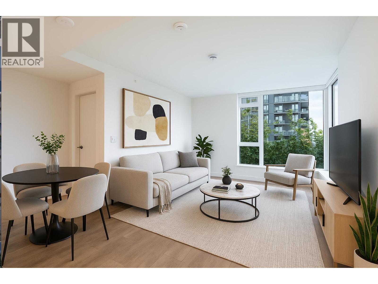 707 318 ALDERSON AVENUE Property Photo 1