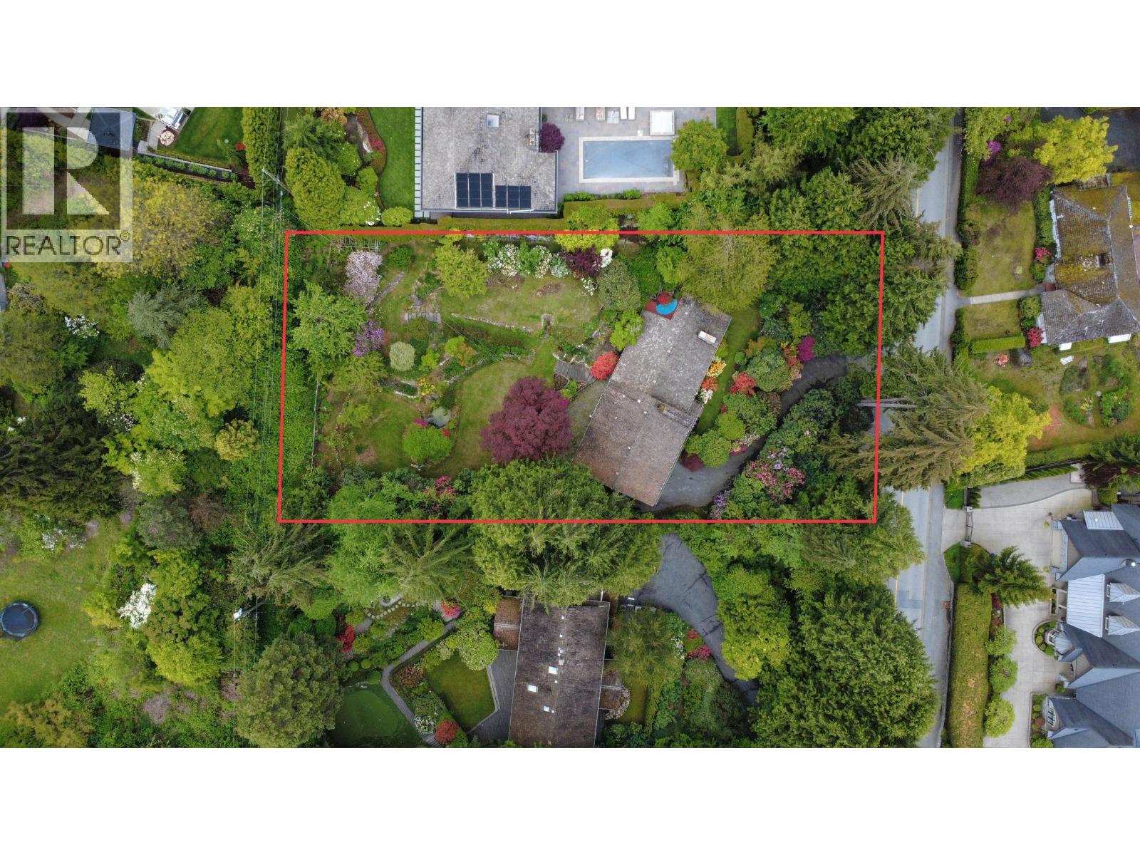 475 Southborough Drive Property Photo 37