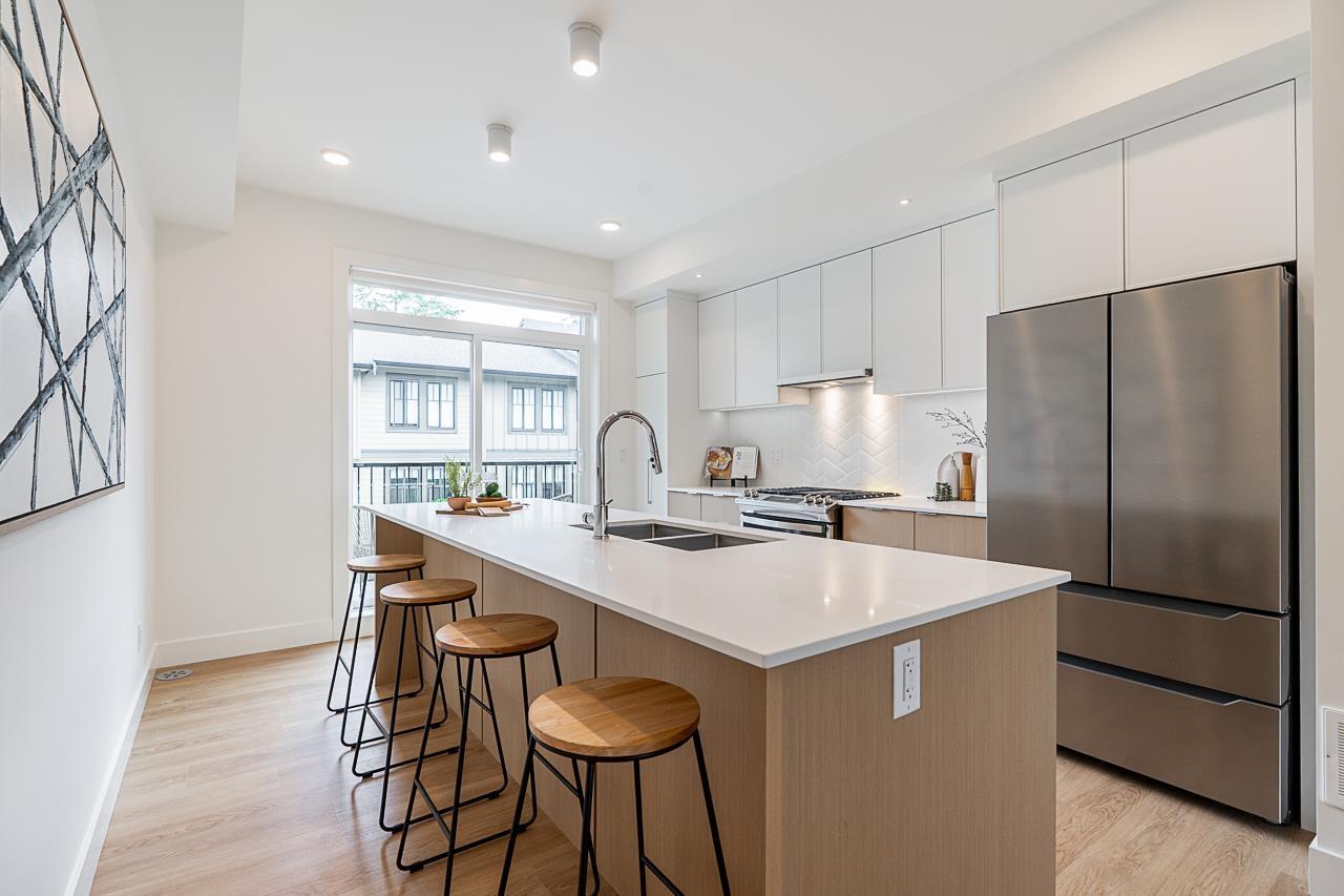 183 2350 165 STREET Property Photo 1