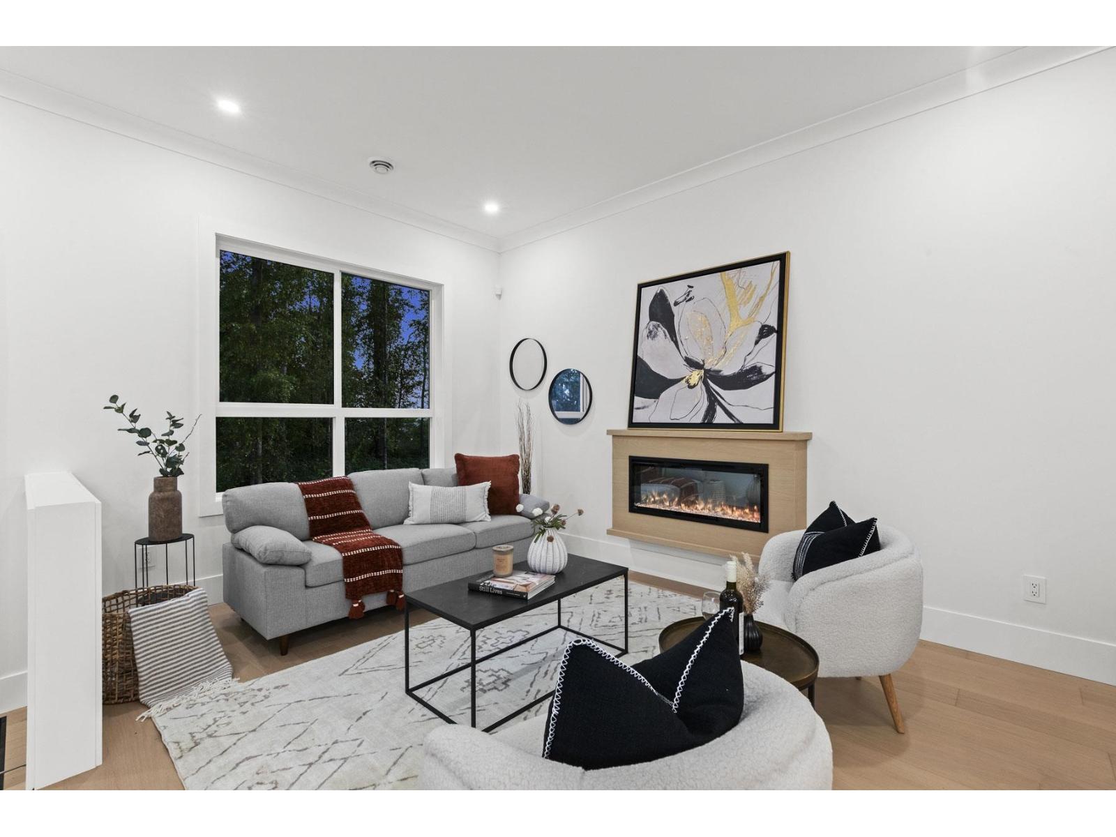 16621 18 #102 Property Photo 4