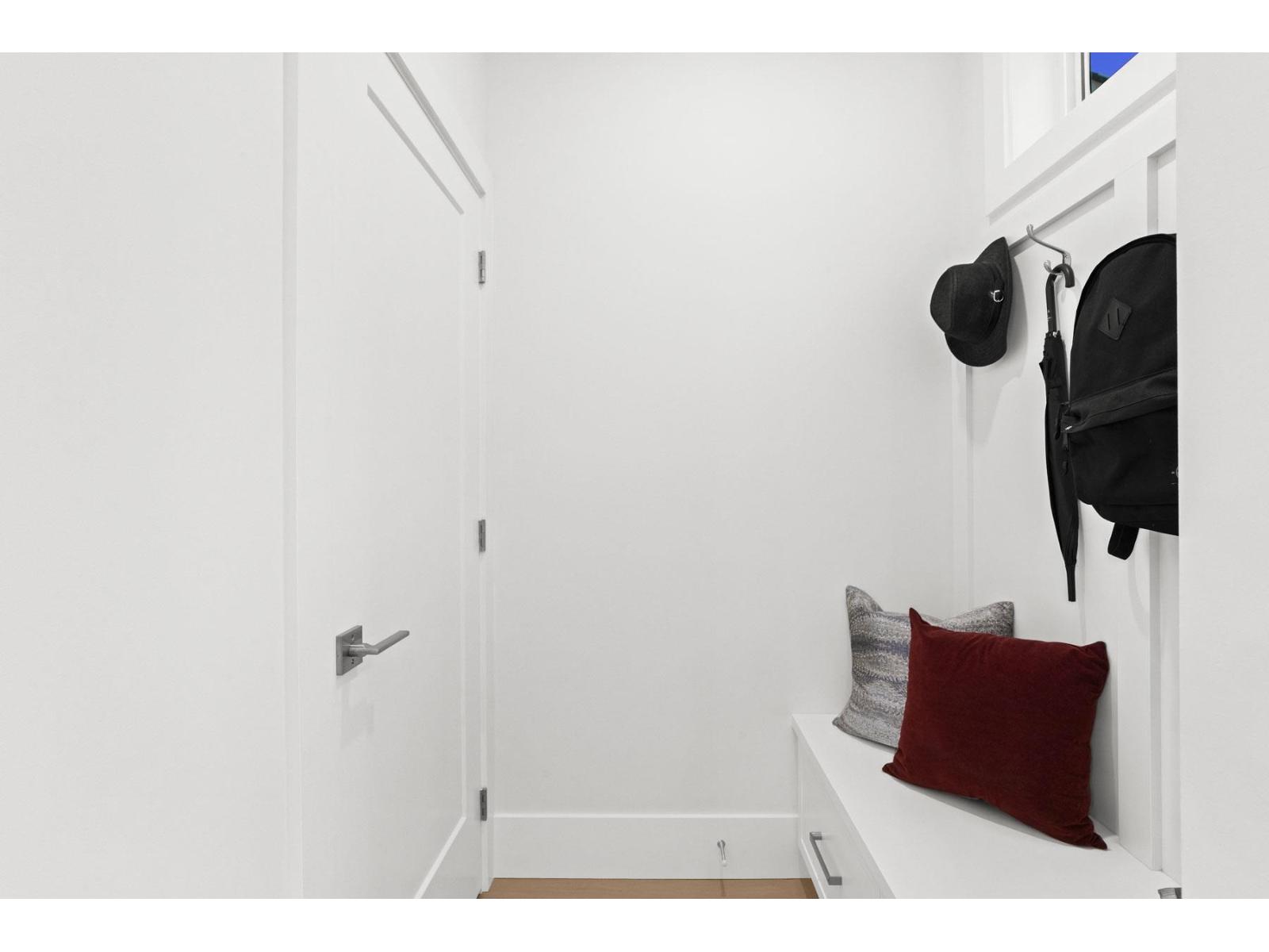 16621 18 #102 Property Photo 17