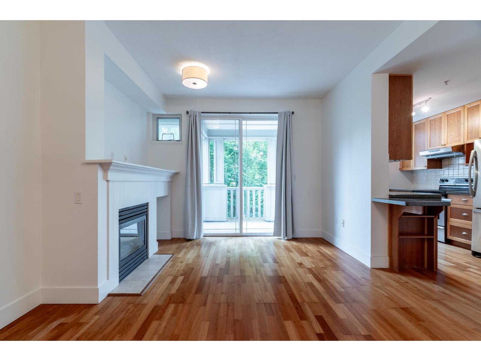 15392 16a #203 Property Photo 13