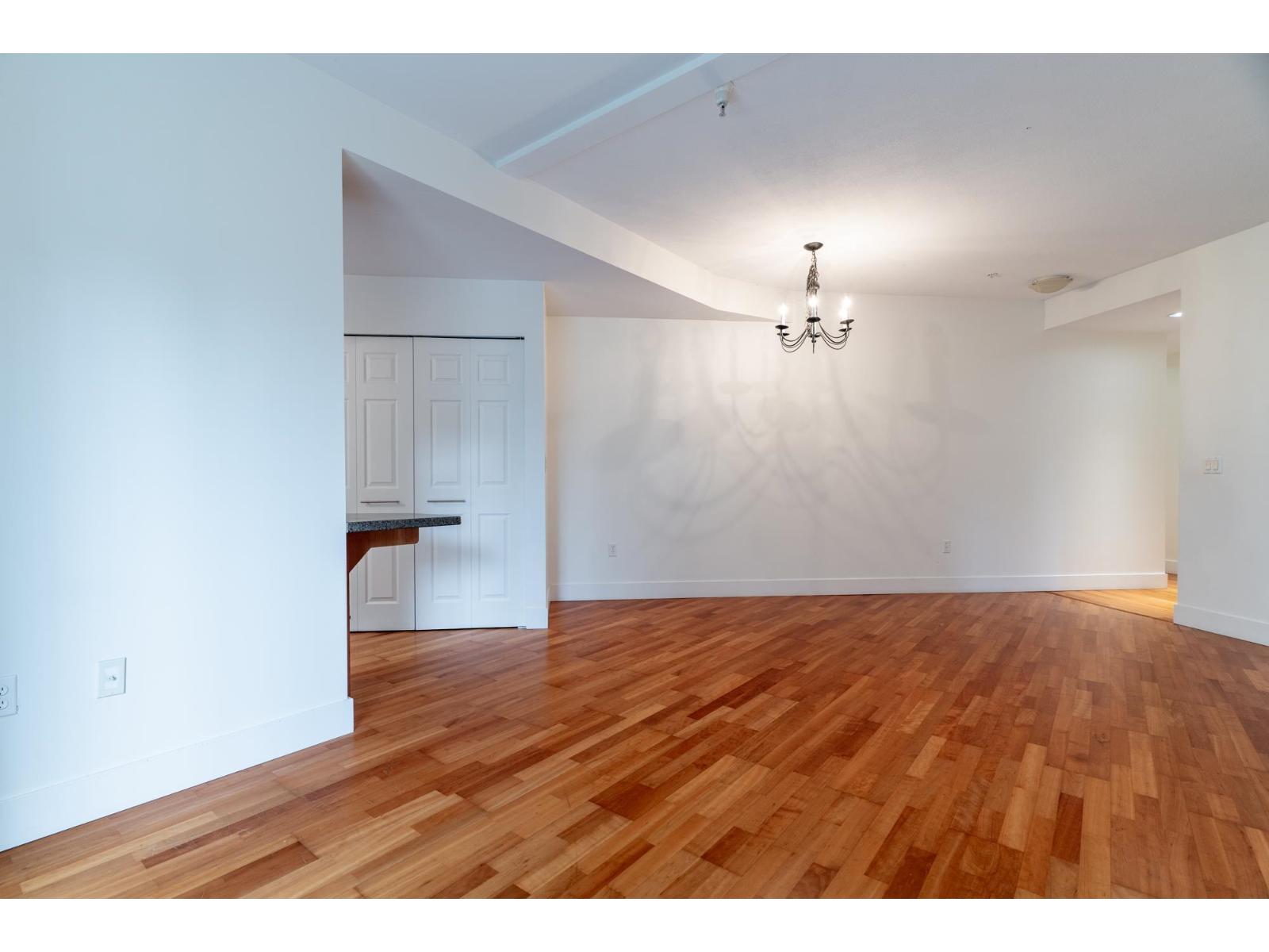 15392 16a #203 Property Photo 14