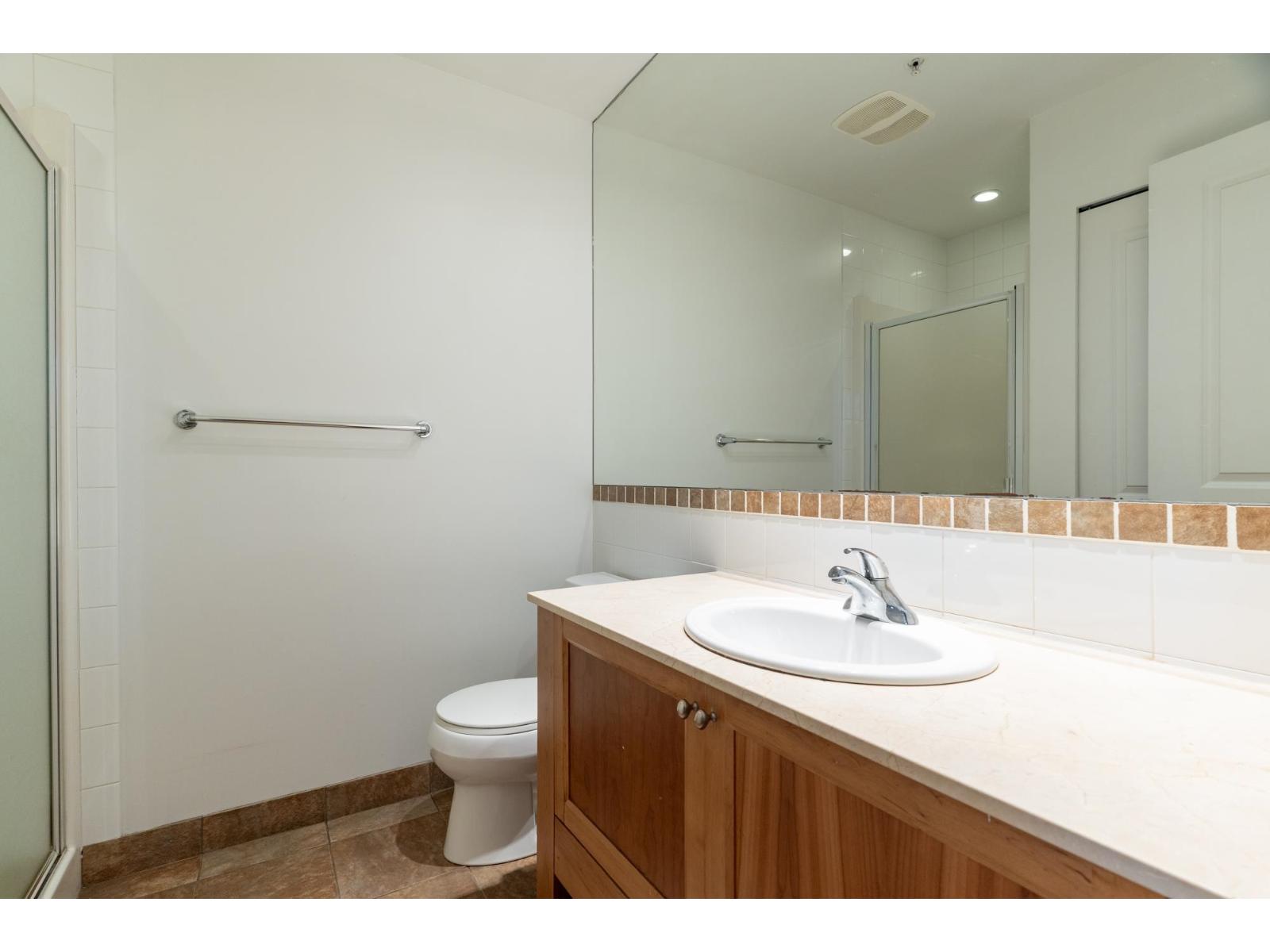 15392 16a #203 Property Photo 24