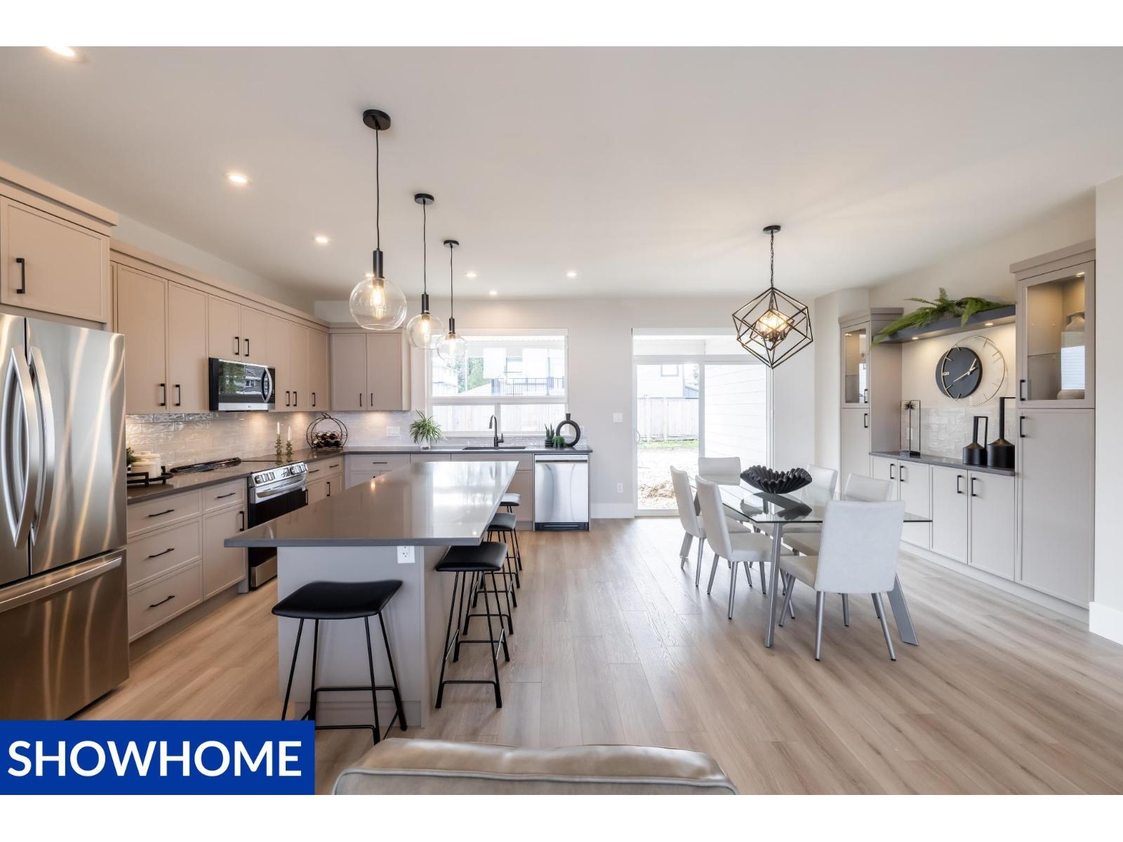 47280 Valerie Place Property Photo 8