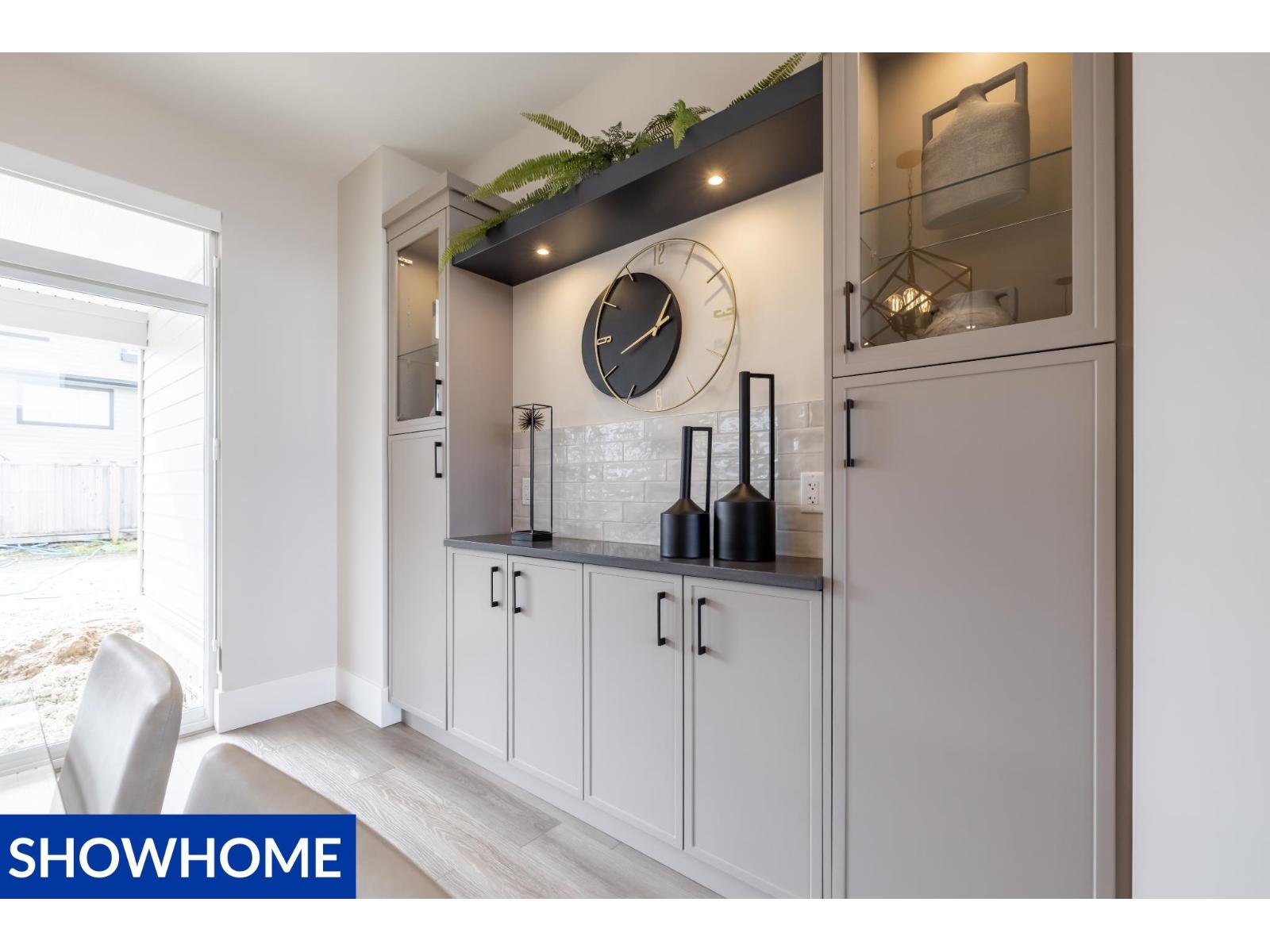 47280 Valerie Place Property Photo 9