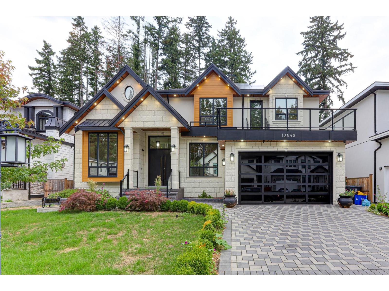 19649 31A AVENUE Property Photo 1