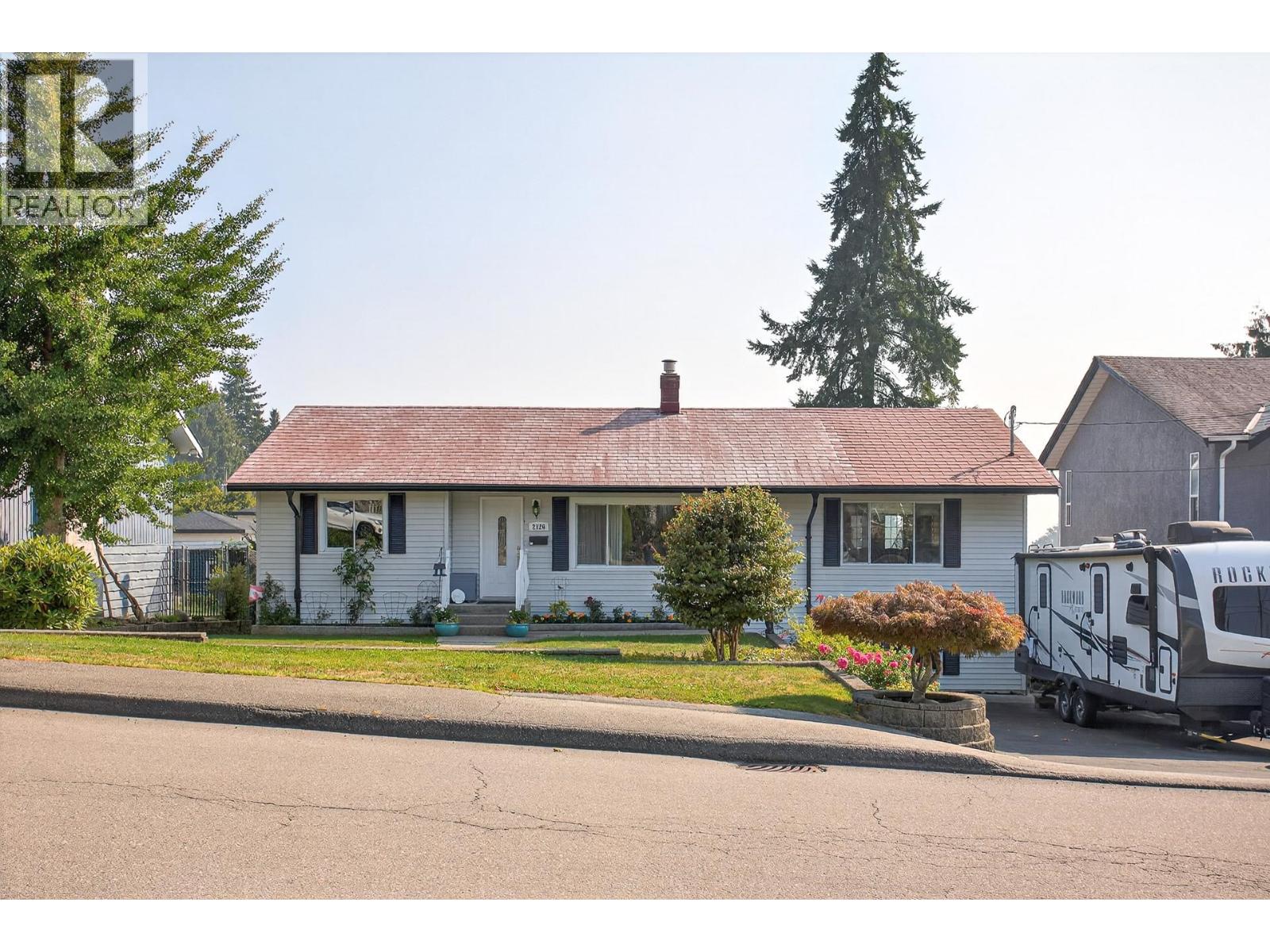 2126 KUGLER AVENUE Property Photo 1