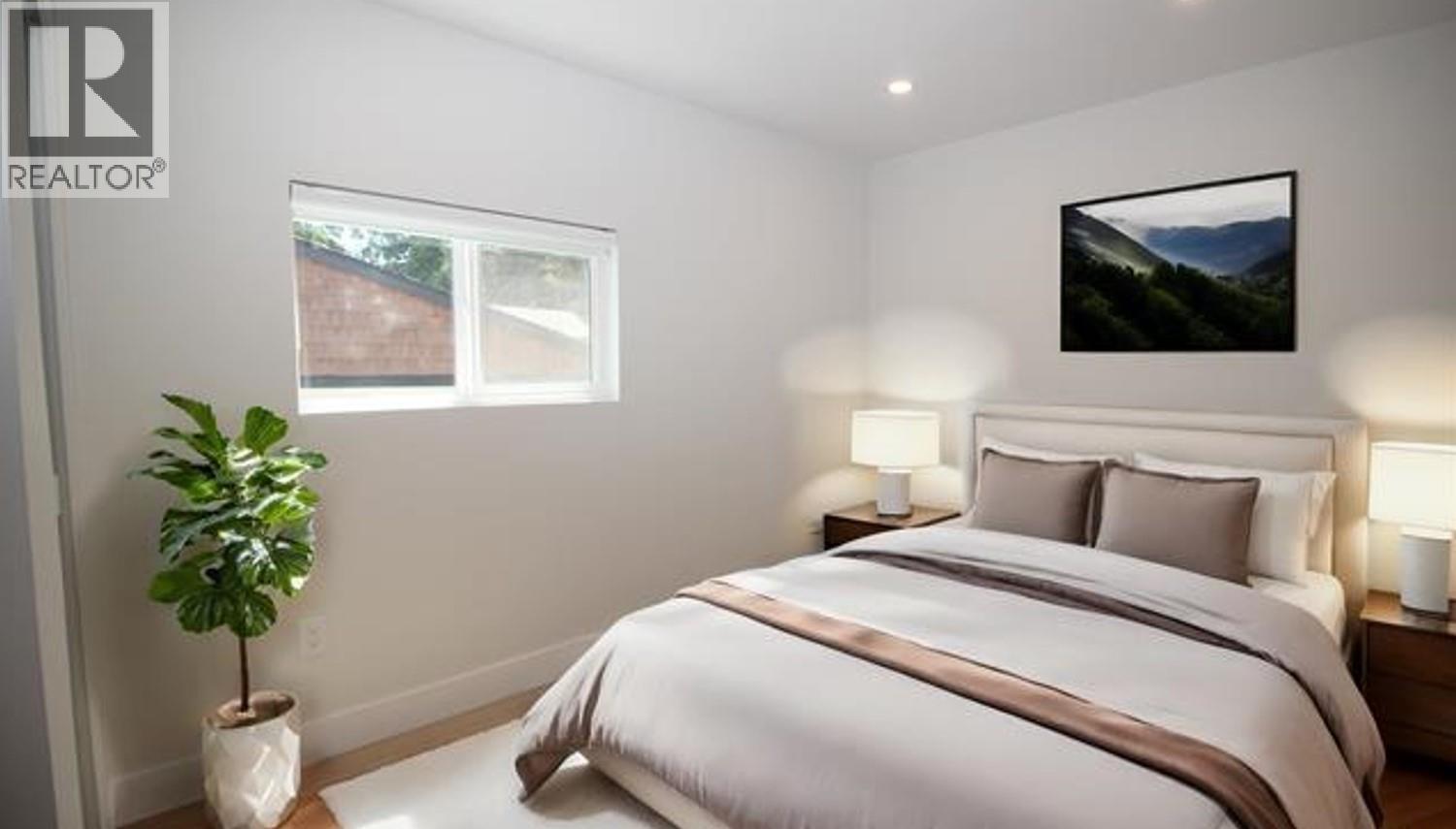 2076 Clare Place Property Photo 12