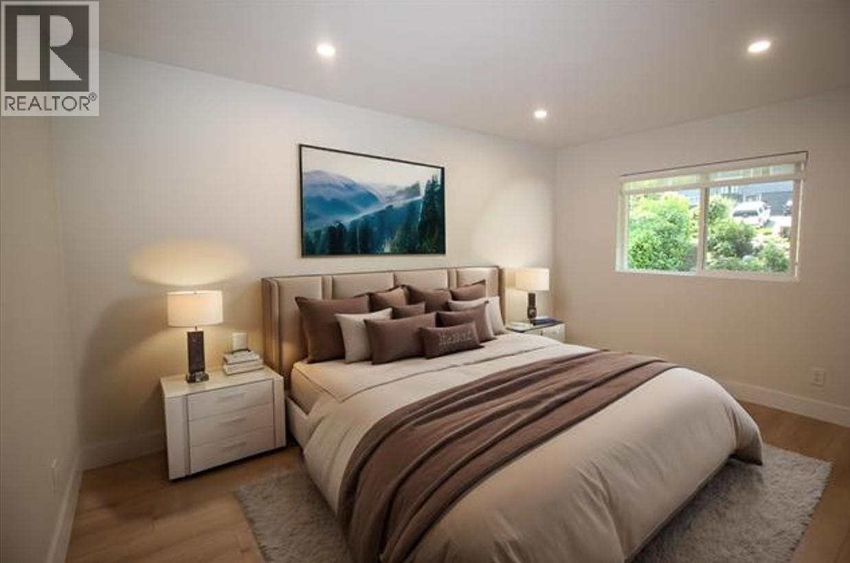 2076 Clare Place Property Photo 14
