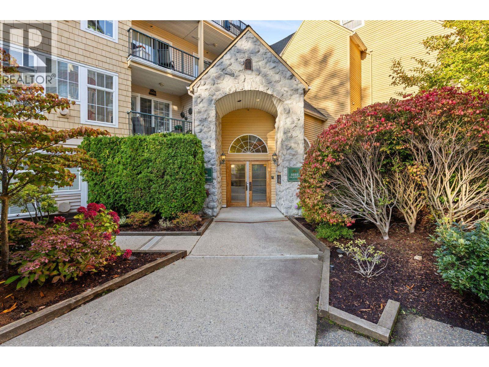Ph5 5555 13a Avenue Property Photo 1