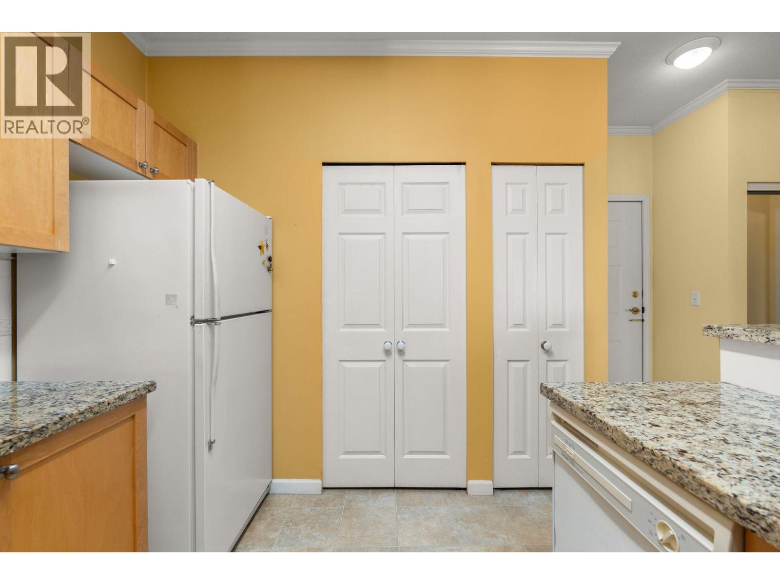 Ph5 5555 13a Avenue Property Photo 9
