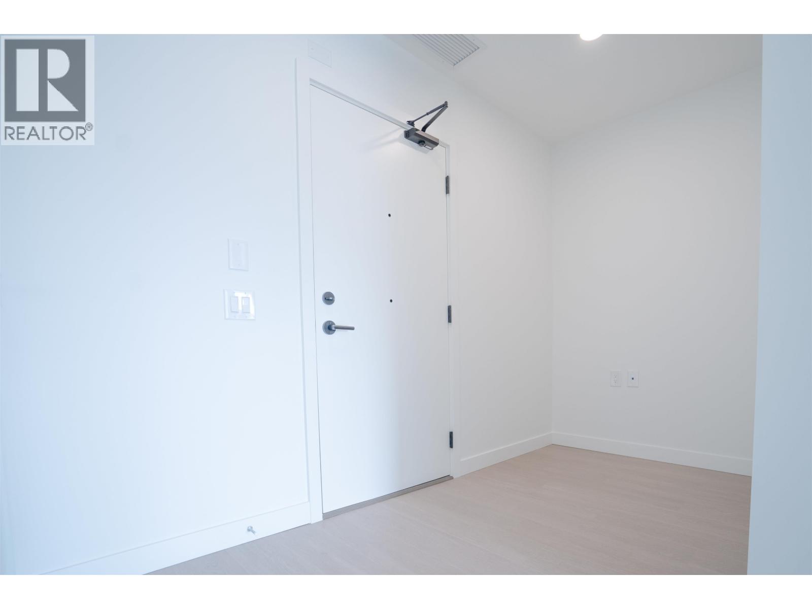 1104 699 Whiting Way Property Photo 19