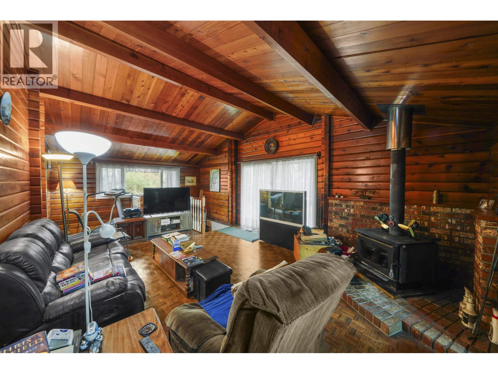 10941 249 Street Property Photo 1