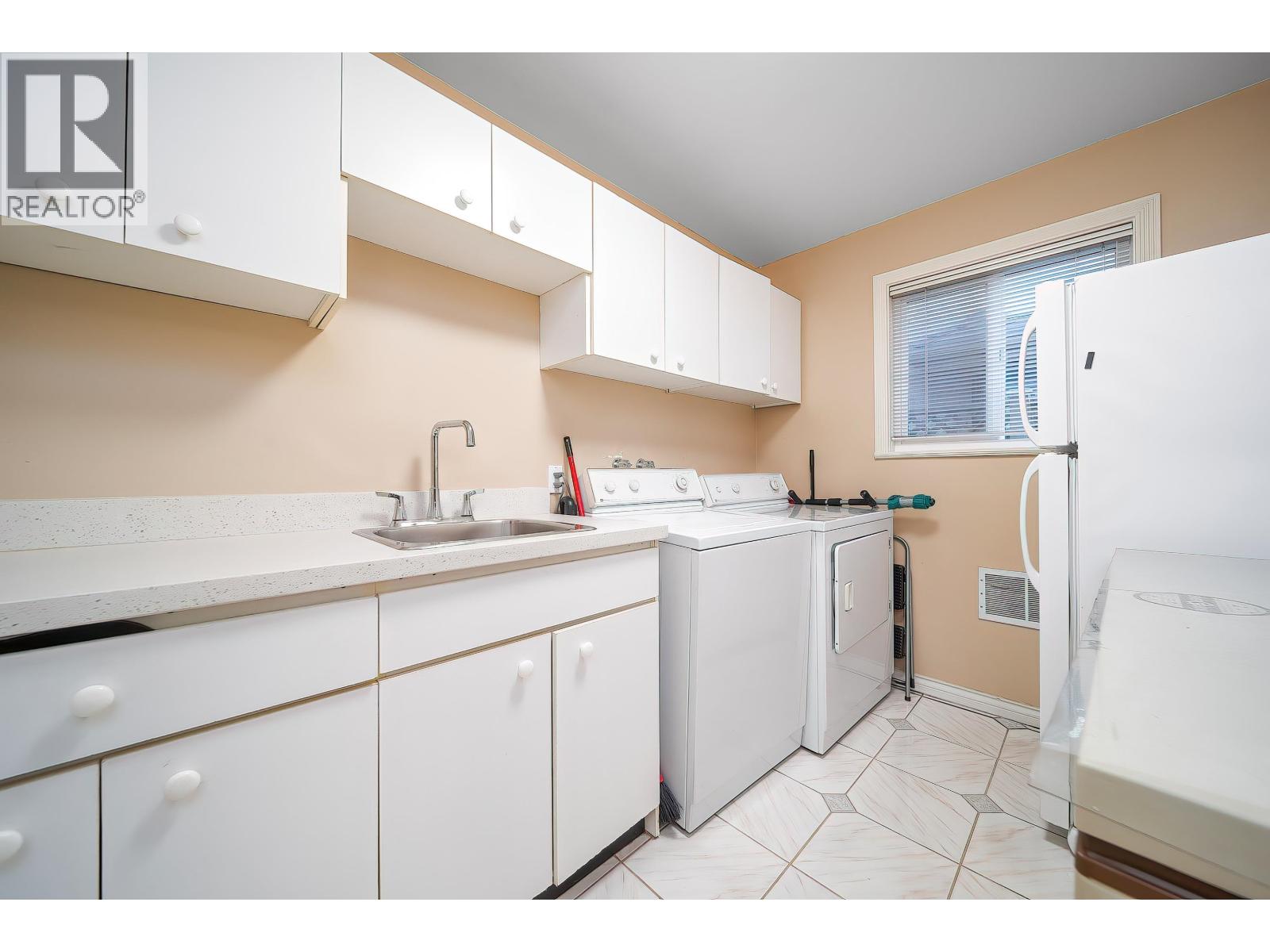 12580 Harrison Avenue Property Photo 29