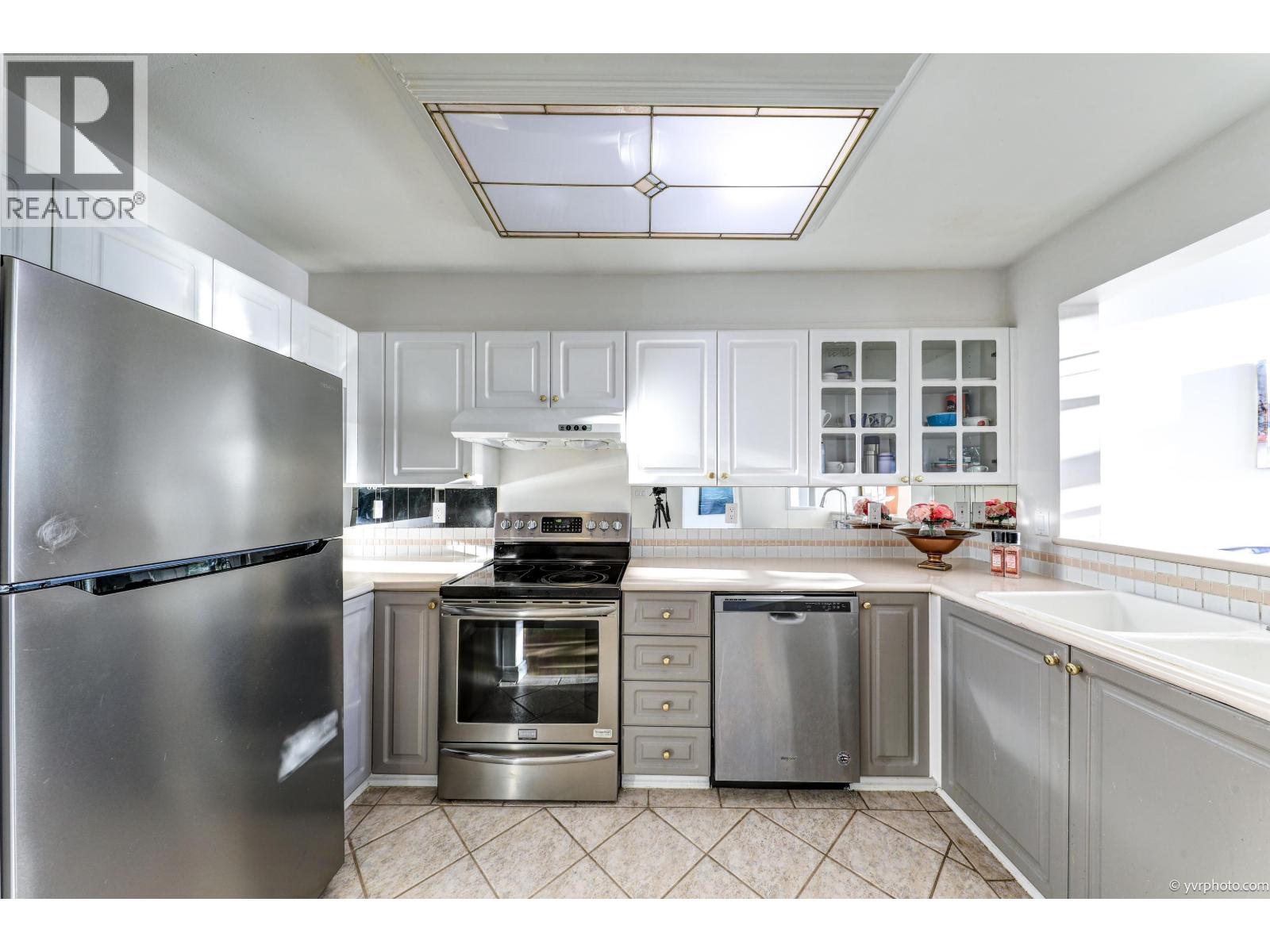 320 8880 Jones Road Property Photo 2