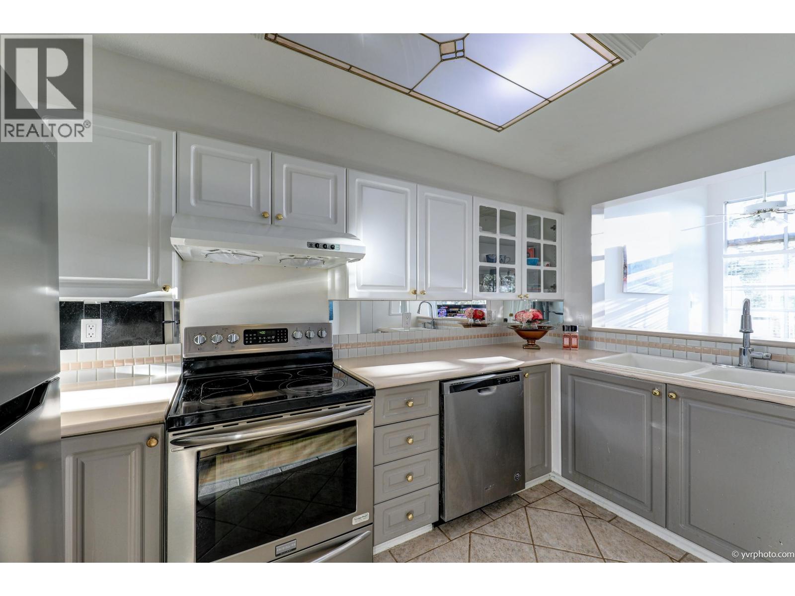 320 8880 Jones Road Property Photo 5