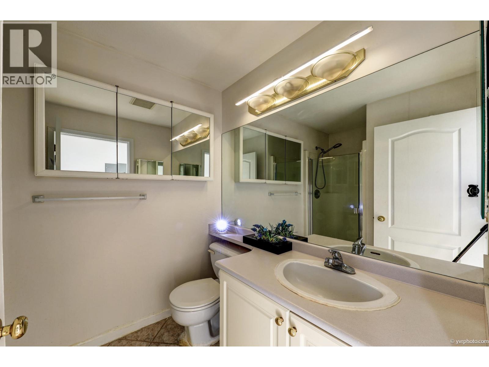 320 8880 Jones Road Property Photo 16