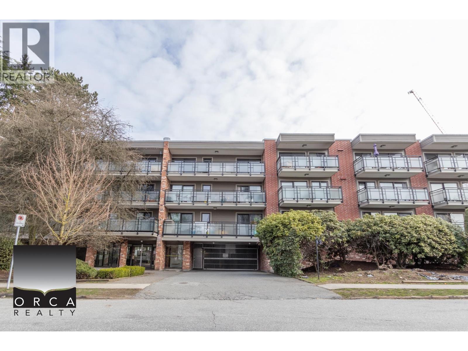 360 2ND ST E Street #302 Property Photo 1