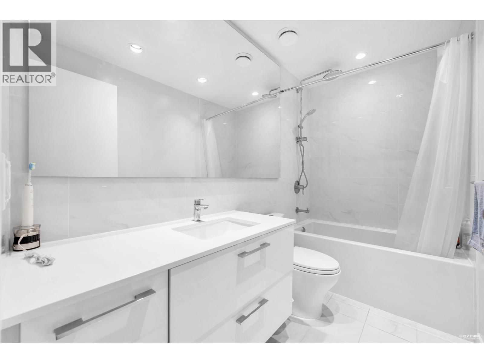 Th-5 5410 Shortcut Road Property Photo 27