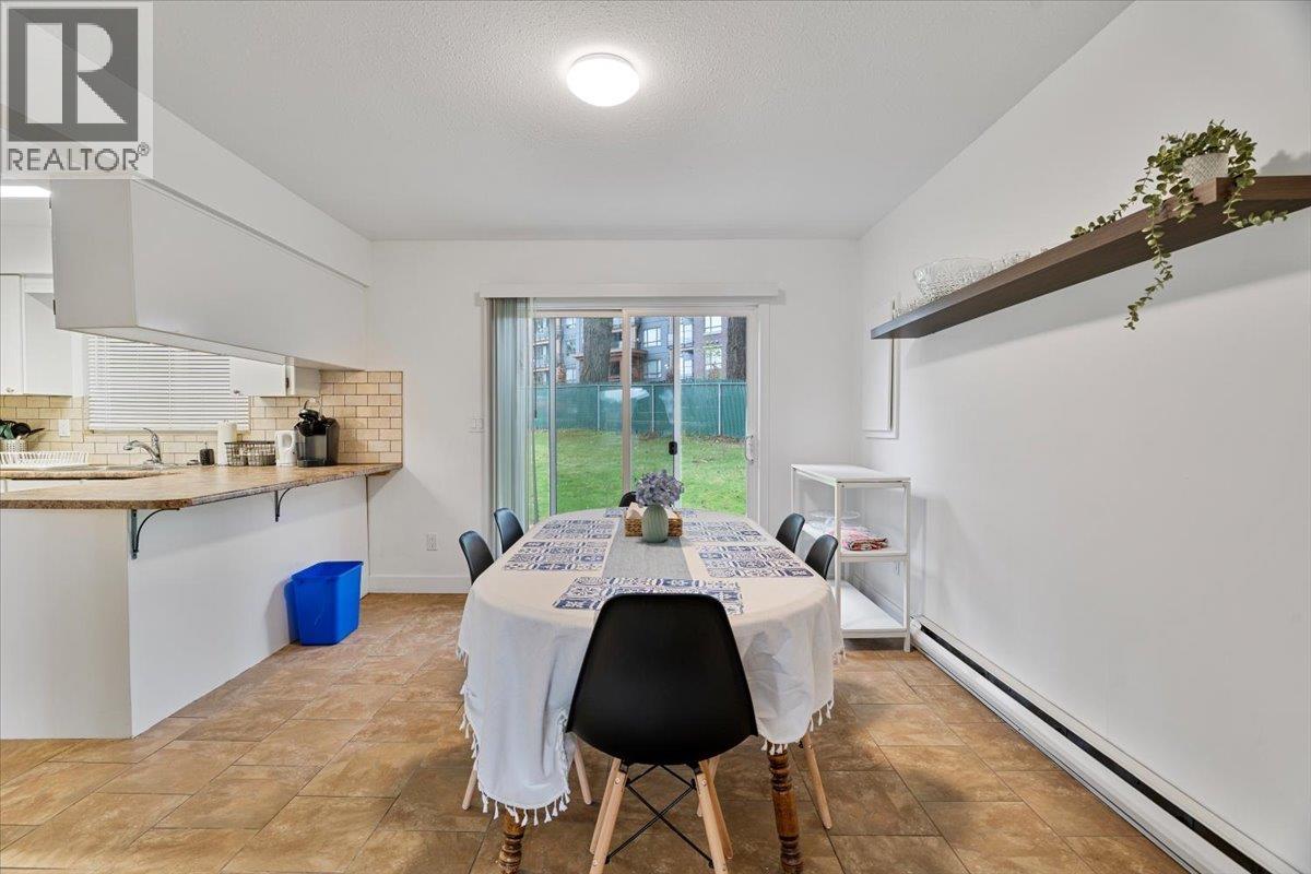 663-665 Harrison Avenue Property Photo 8