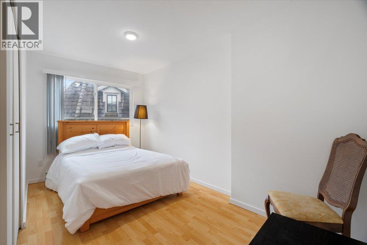 663-665 Harrison Avenue Property Photo 15