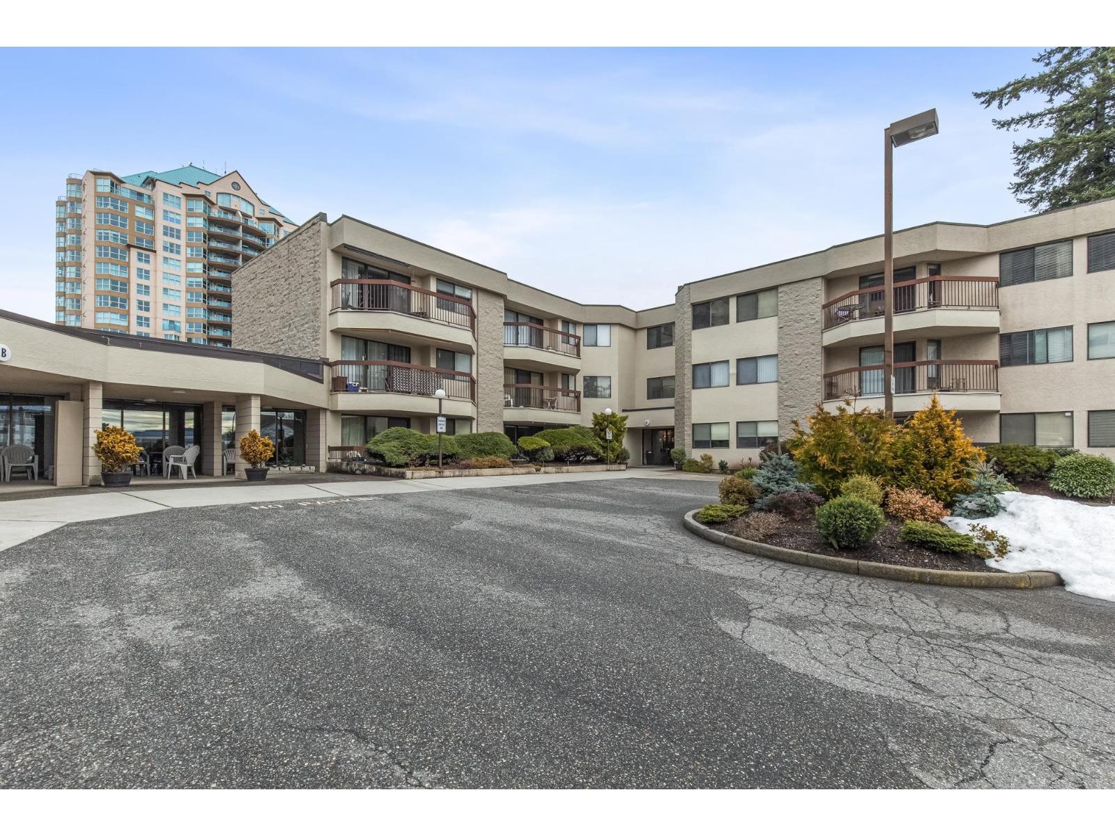 127 31955 OLD YALE ROAD Property Photo 1