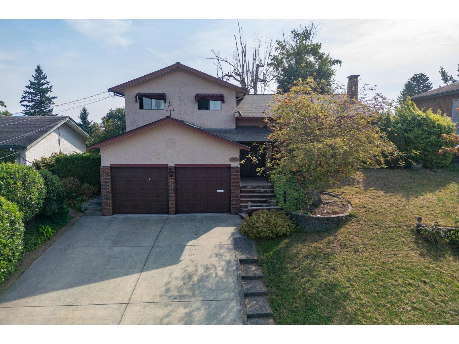 2272 Bevan Crescent Property Photo 1