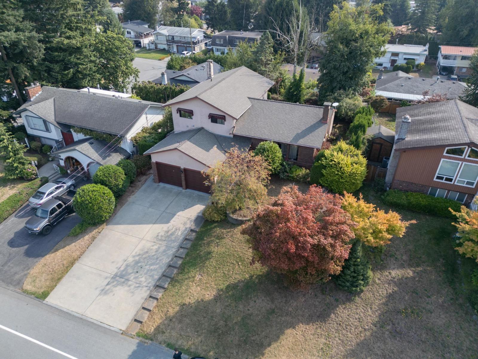 2272 Bevan Crescent Property Photo 6