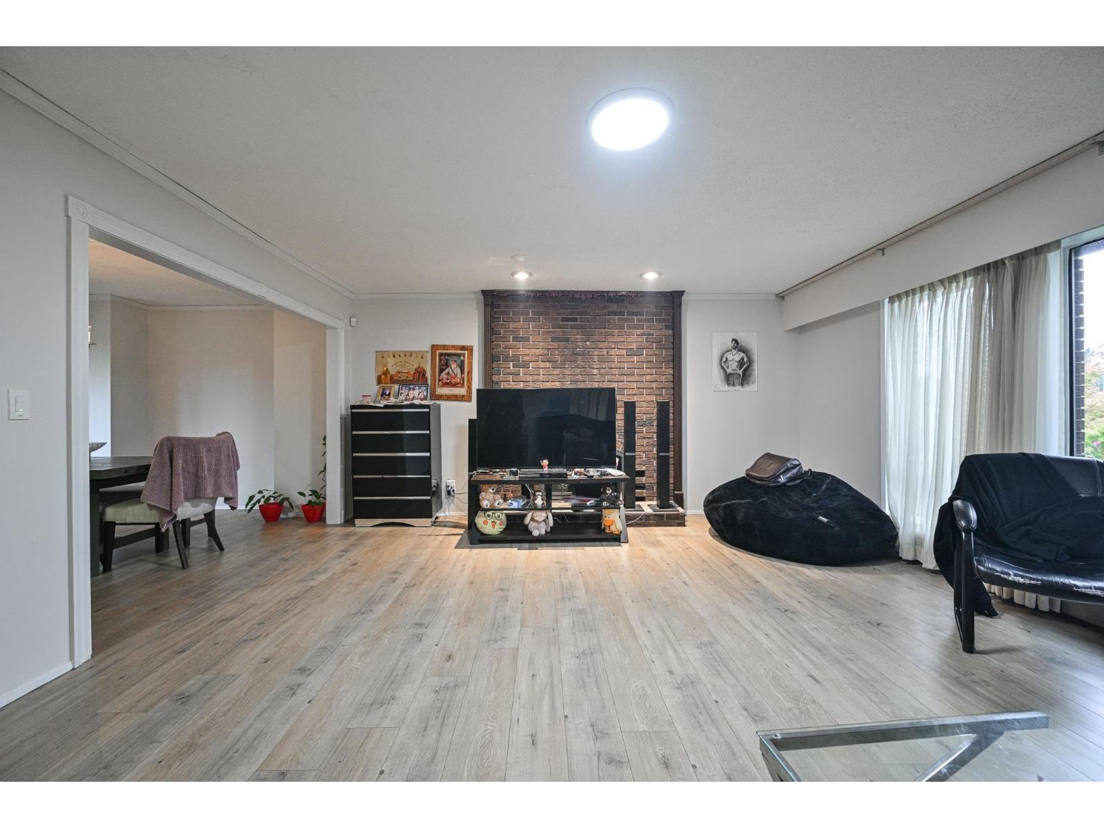 2272 Bevan Crescent Property Photo 13
