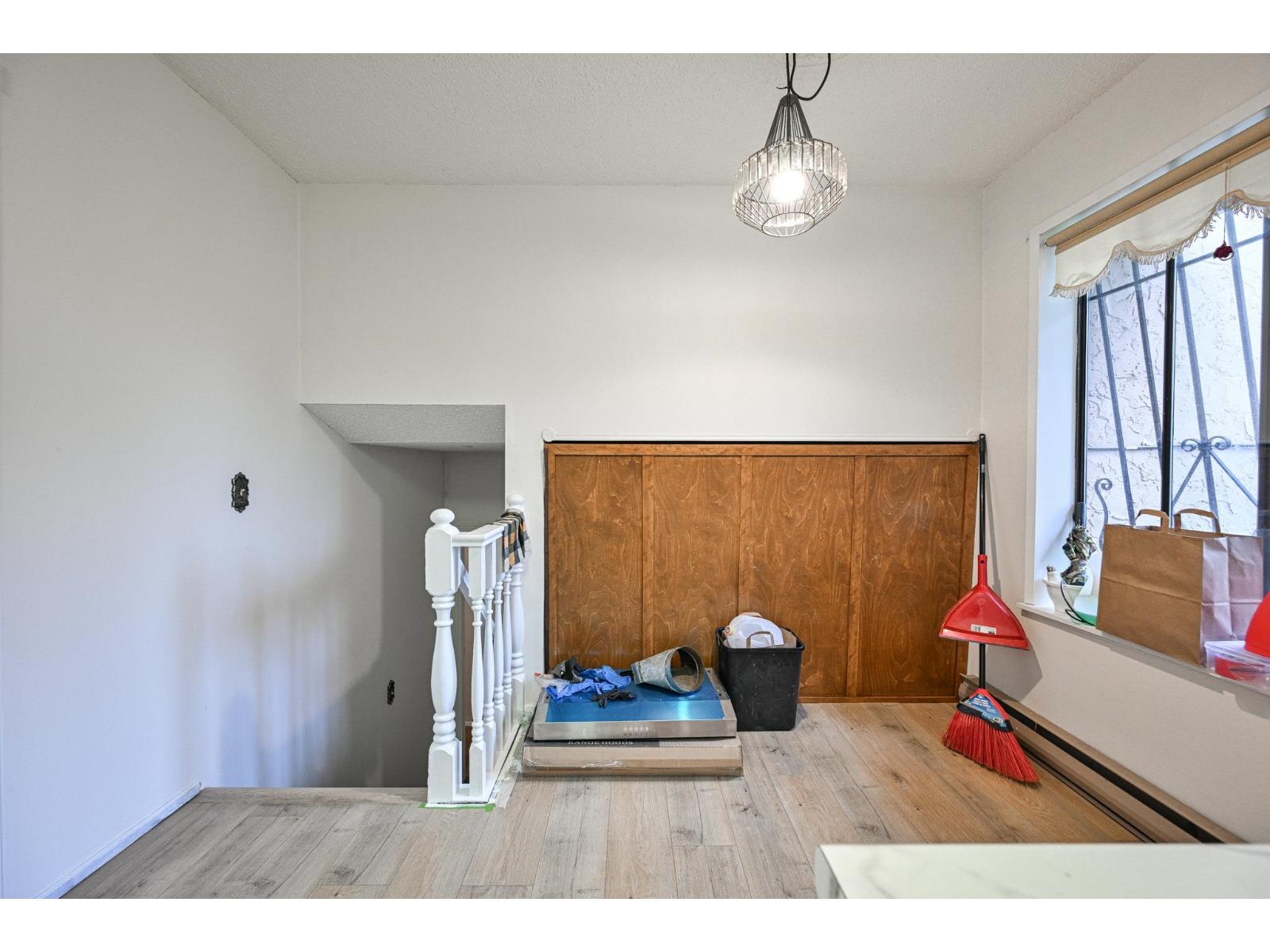 2272 Bevan Crescent Property Photo 18
