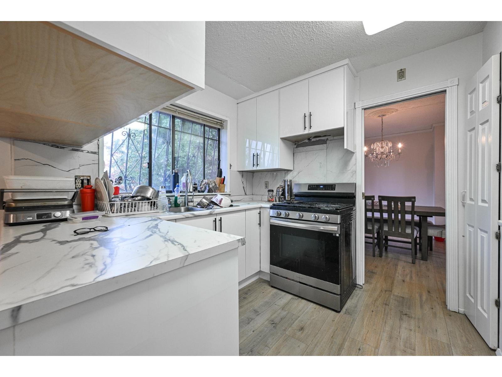 2272 Bevan Crescent Property Photo 19