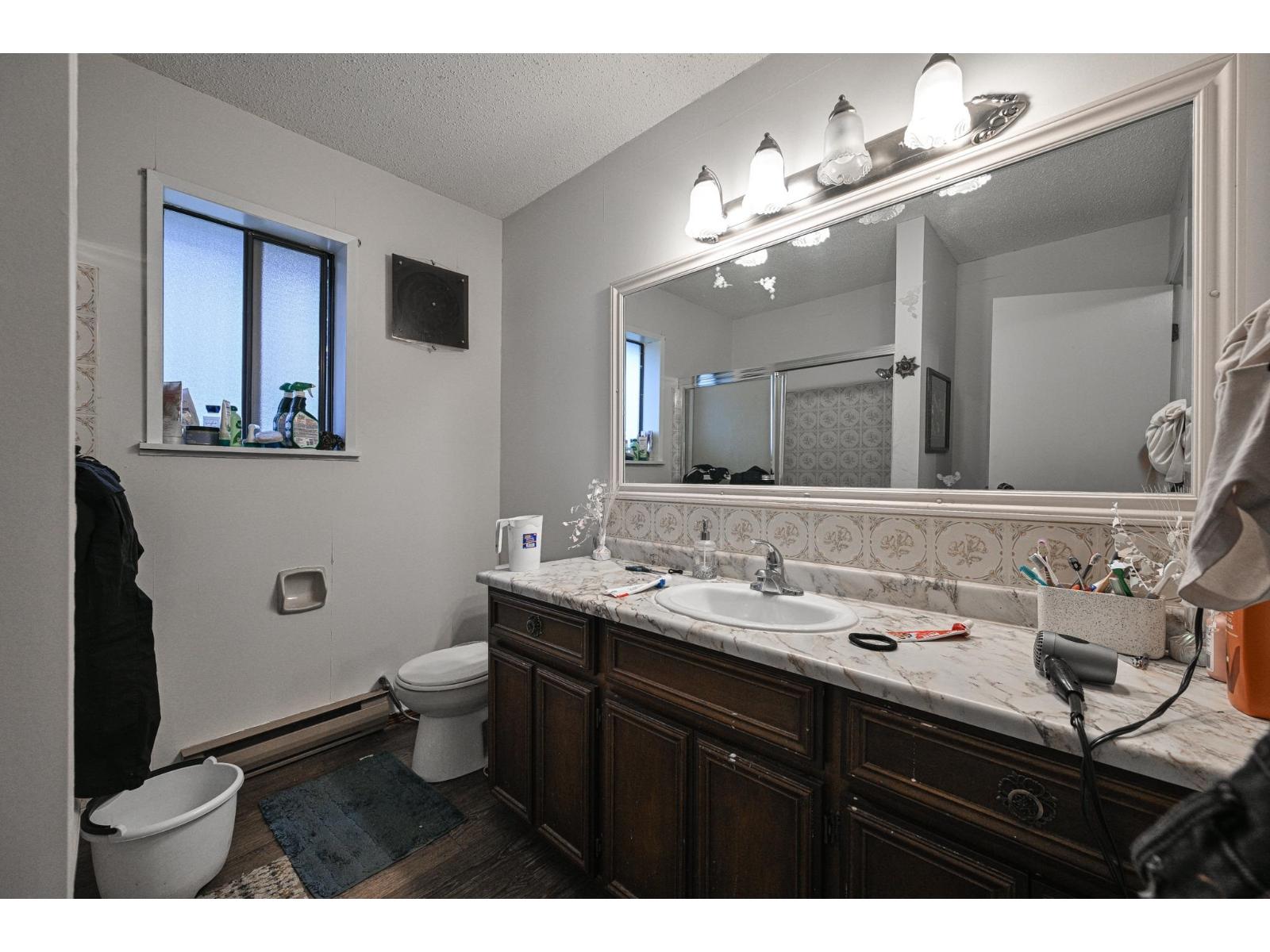 2272 Bevan Crescent Property Photo 24