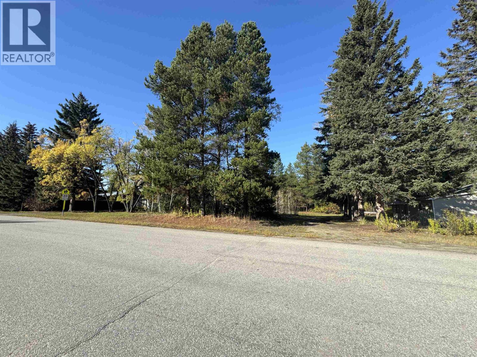 1366 7th Avenue Property Photo 3