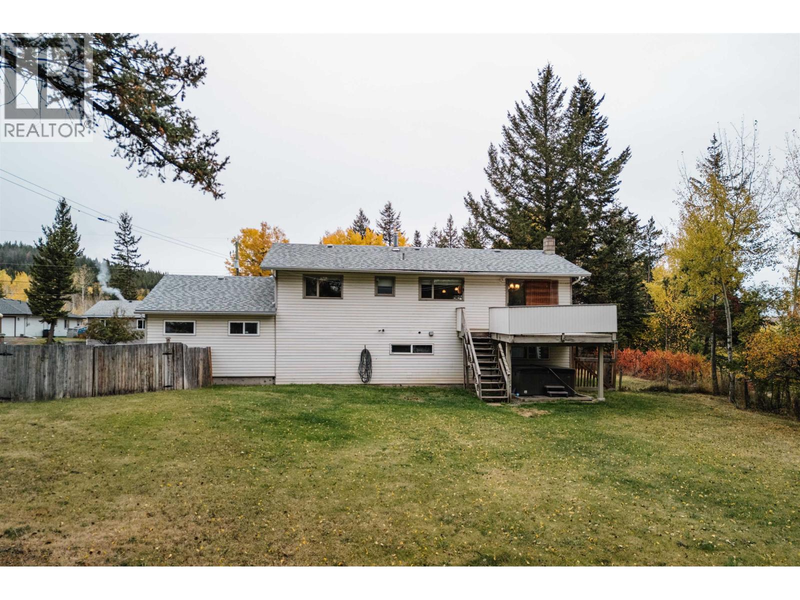 835 Spruce Avenue Property Photo 25