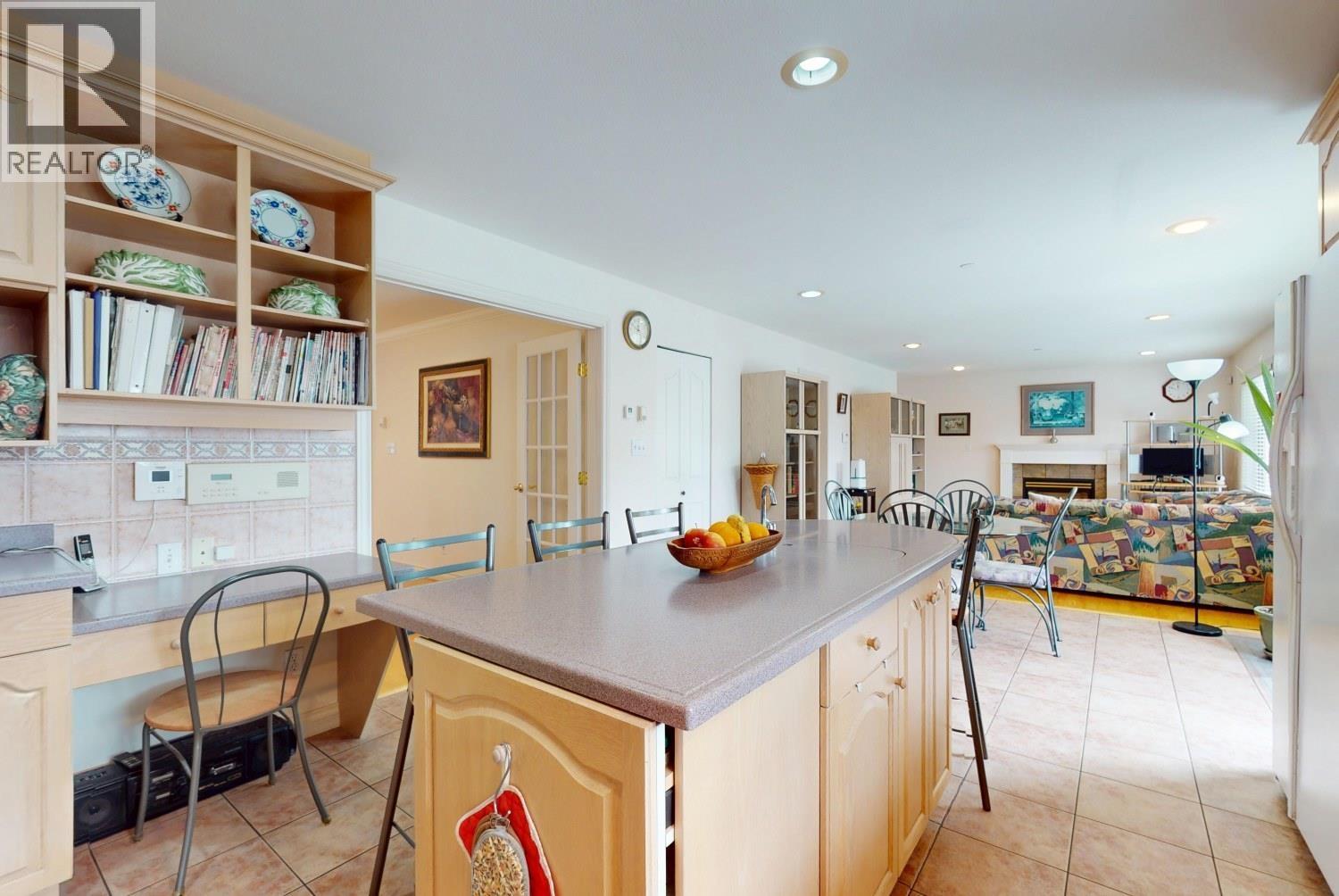 1926 W 62nd Avenue Property Photo 9