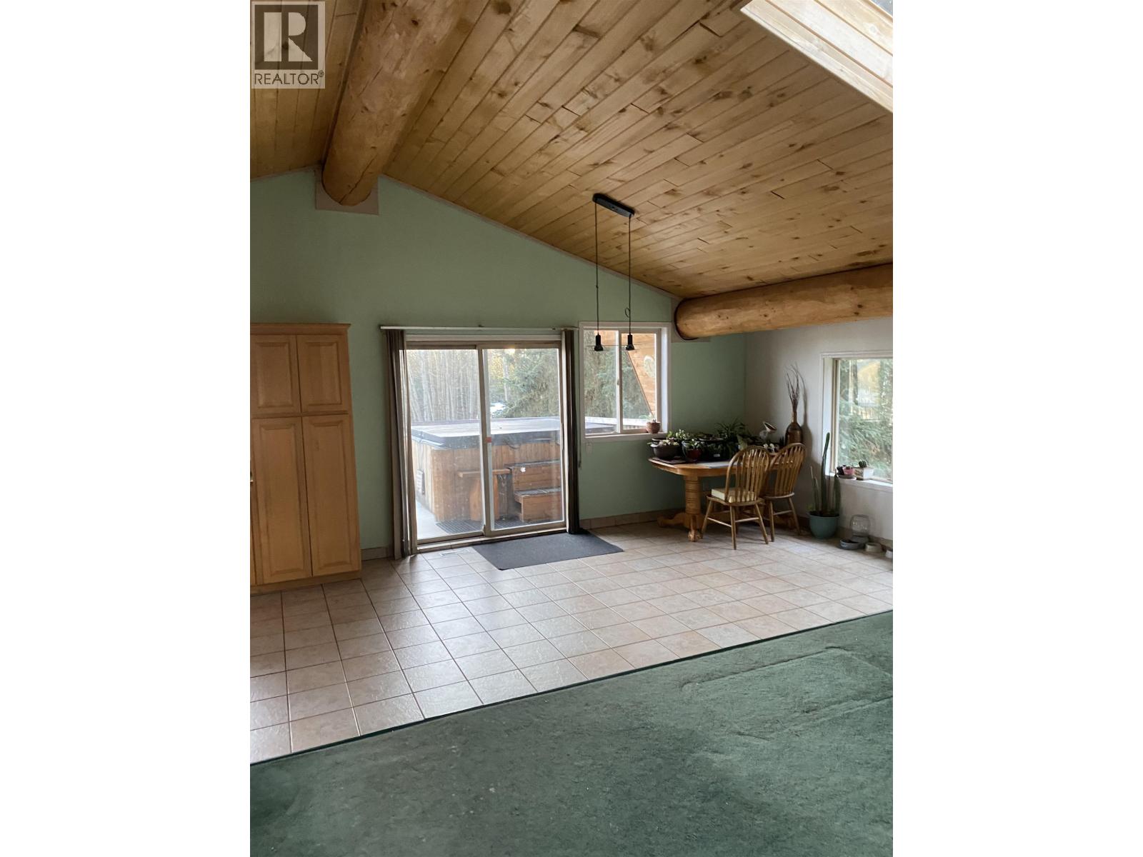 6192 Hunt Road Property Photo 12