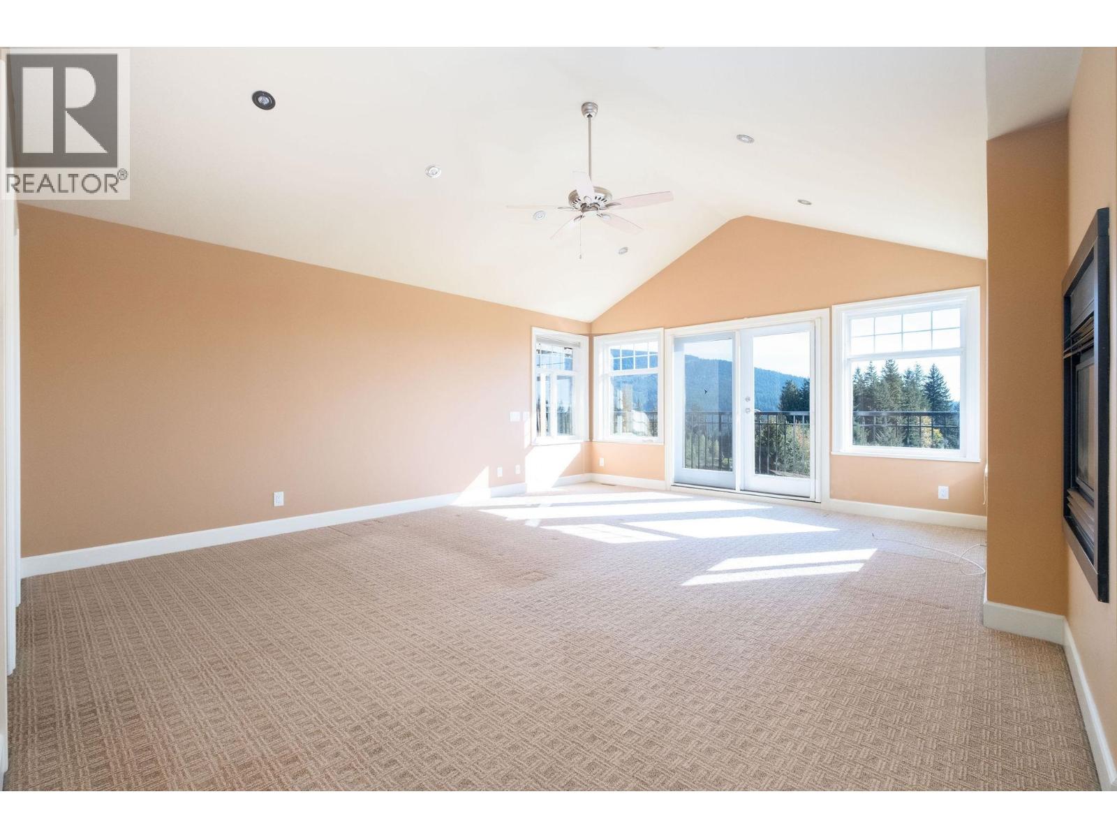 3233 Chartwell Lane Property Photo 20