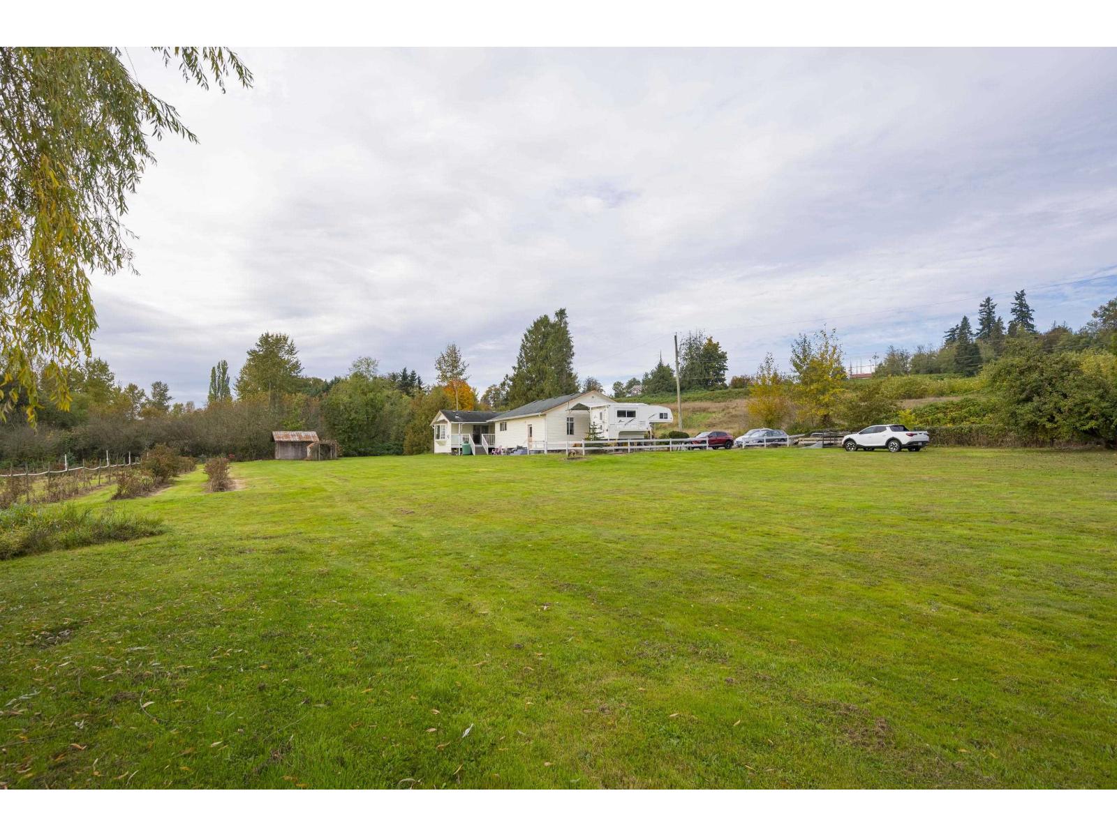 7256 Smith Crescent Property Photo 24
