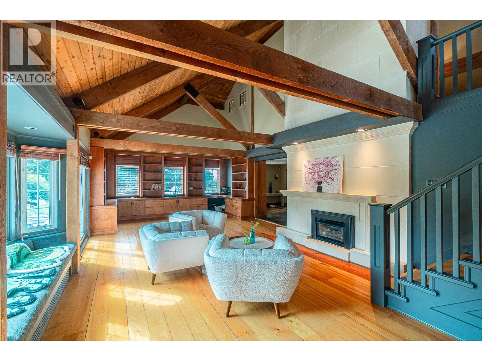9260 Sidaway Road Property Photo 11
