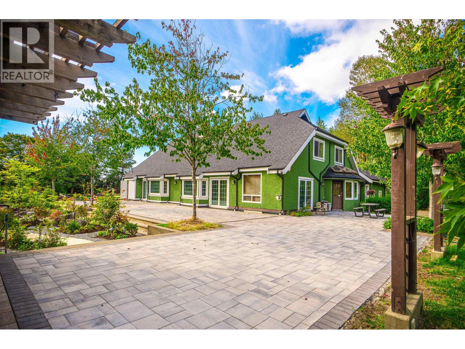 9260 Sidaway Road Property Photo 16