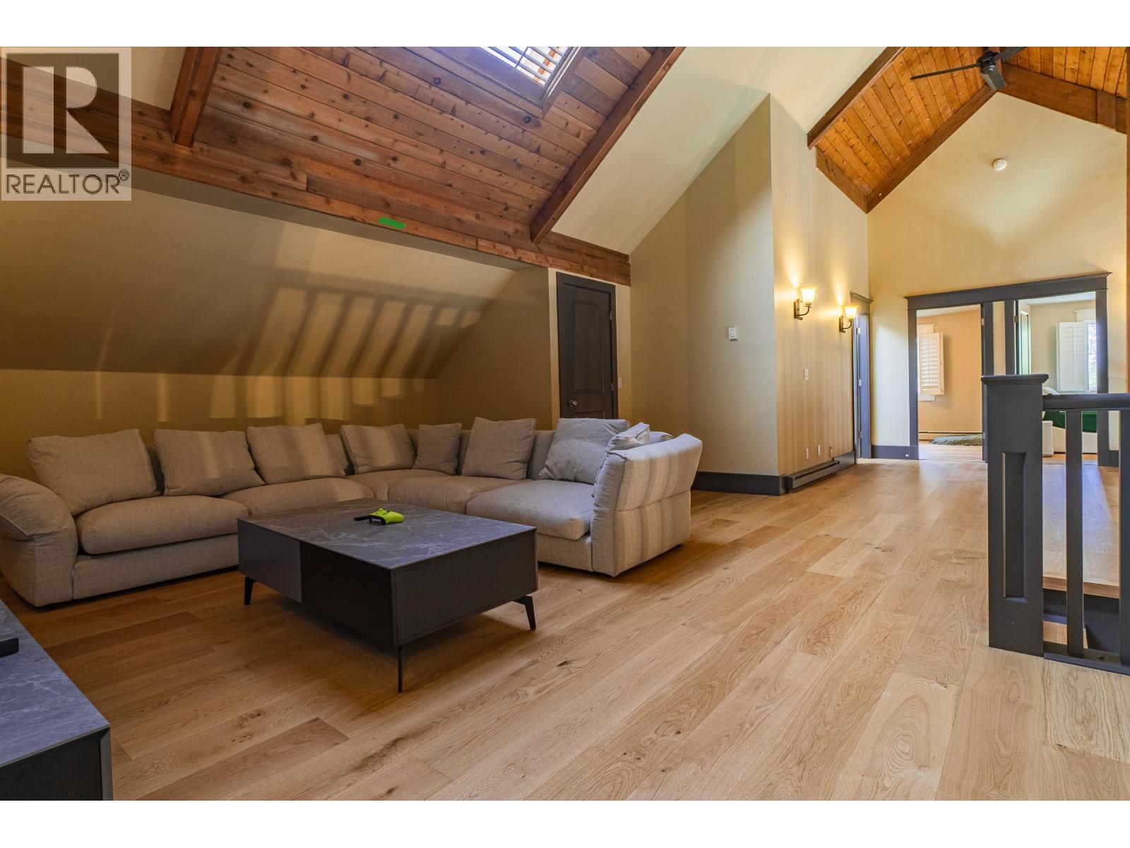 9260 Sidaway Road Property Photo 35