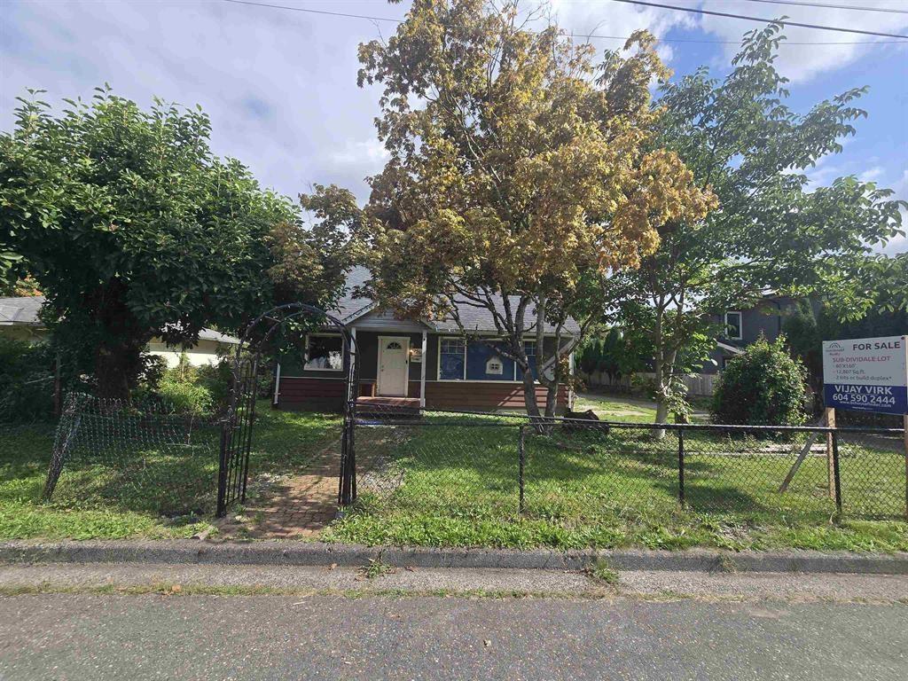 9756 SIDNEY STREET, Chilliwack Proper West Property Photo 1